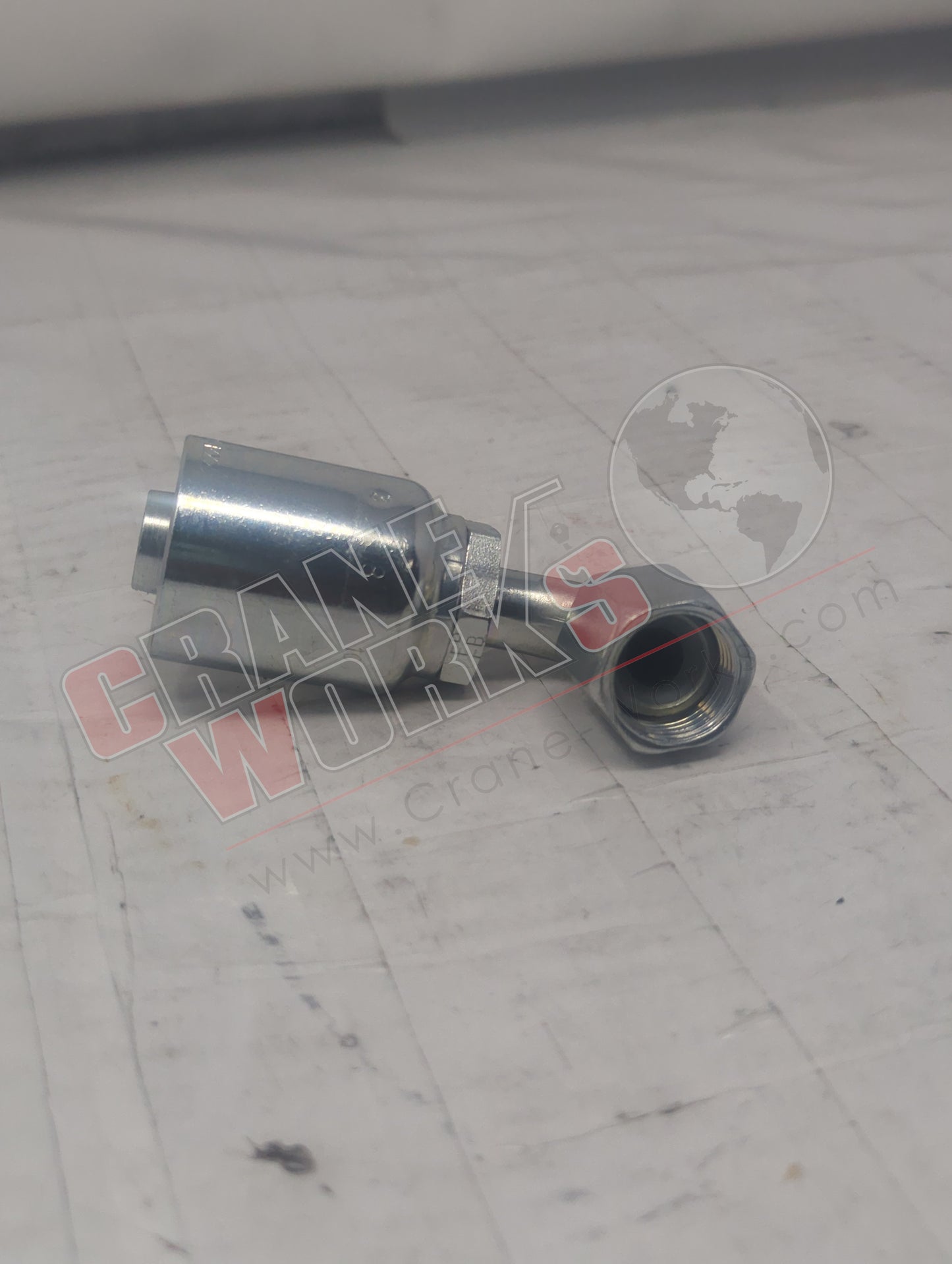 13943-08-10 | New -8X-10 Fem Jic Swv 90El