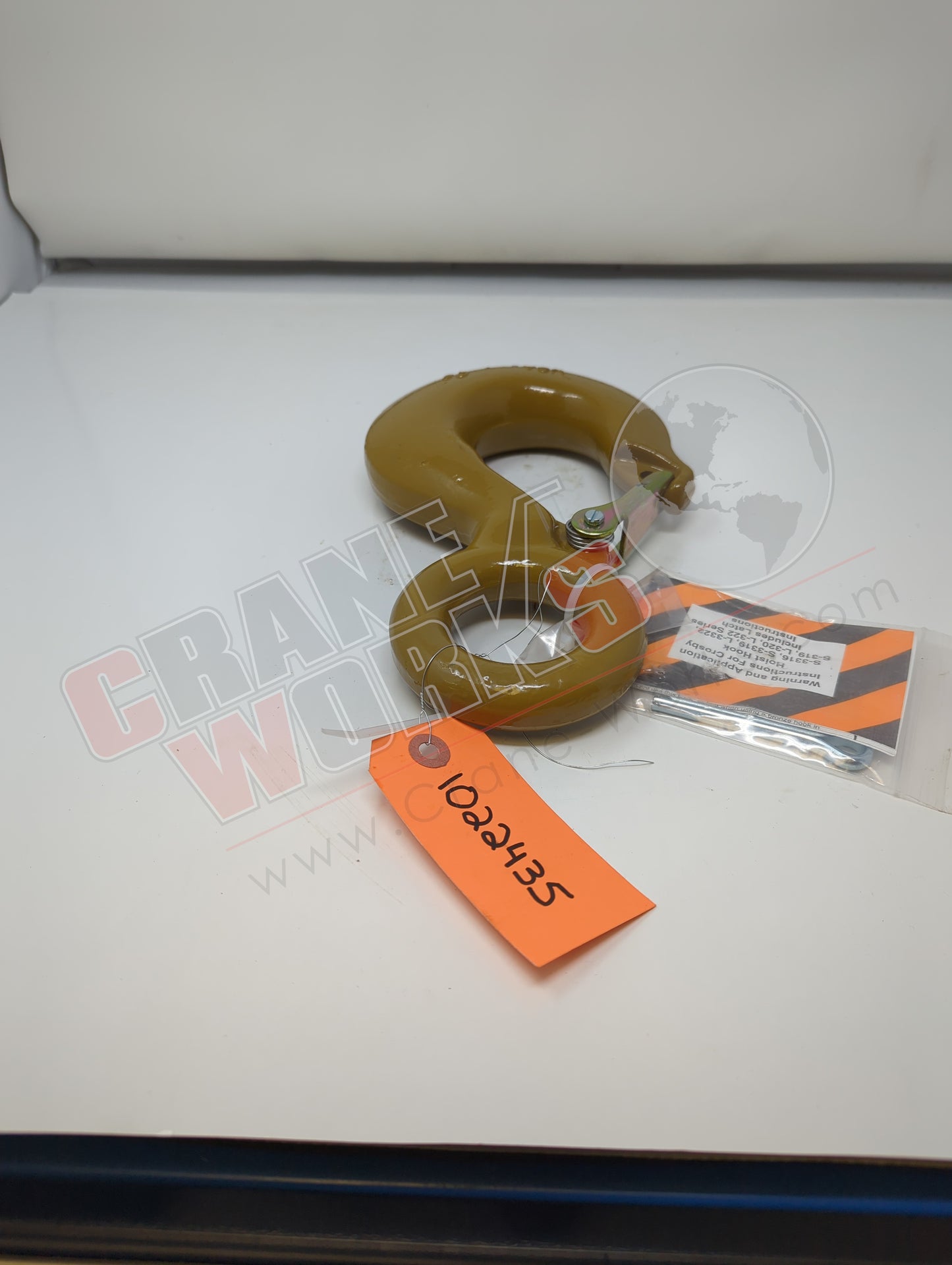 1022435 | New Hook 7T