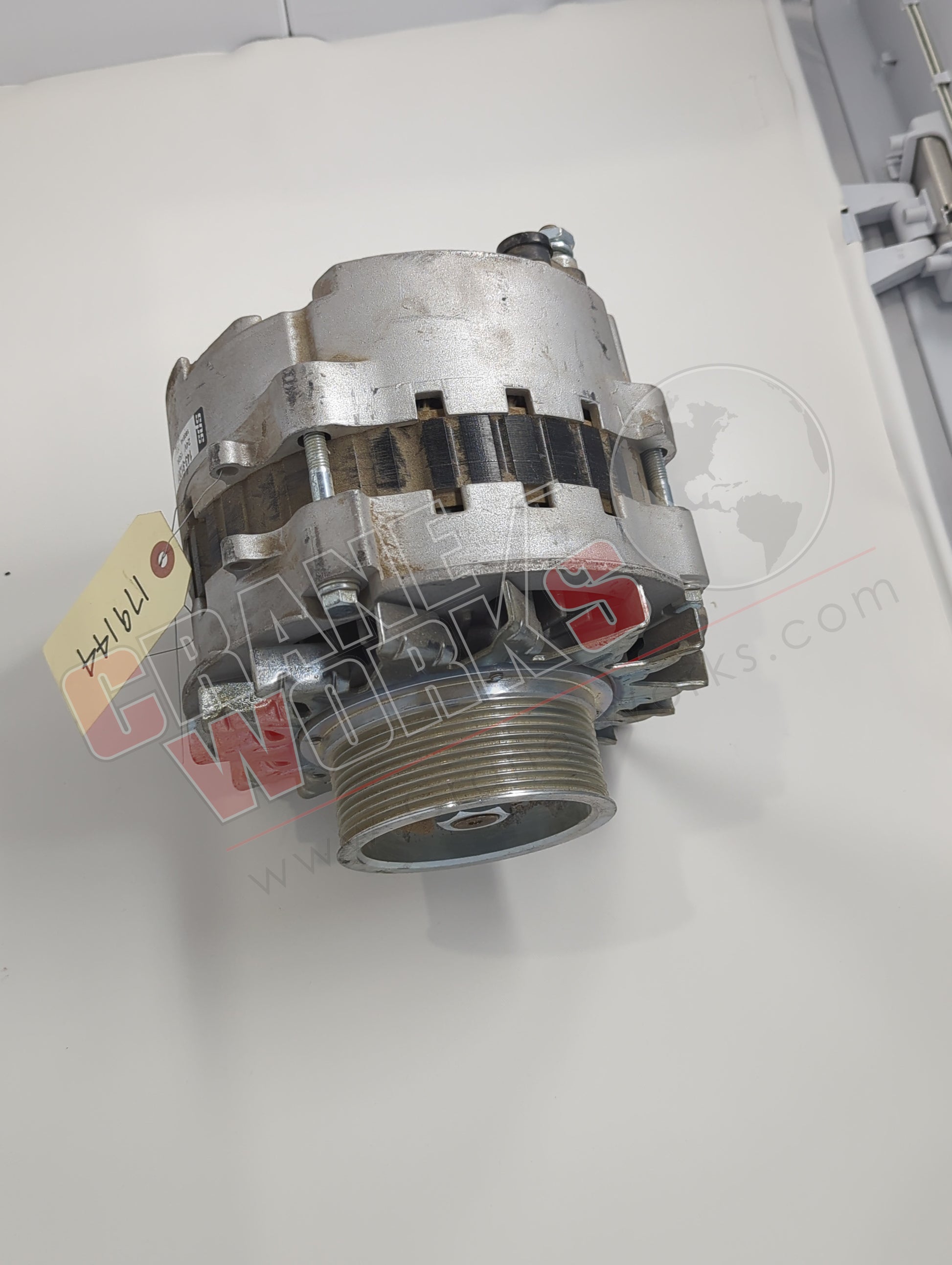 Picture of 179144, a  New 150A Scania Alternator, angle 2.