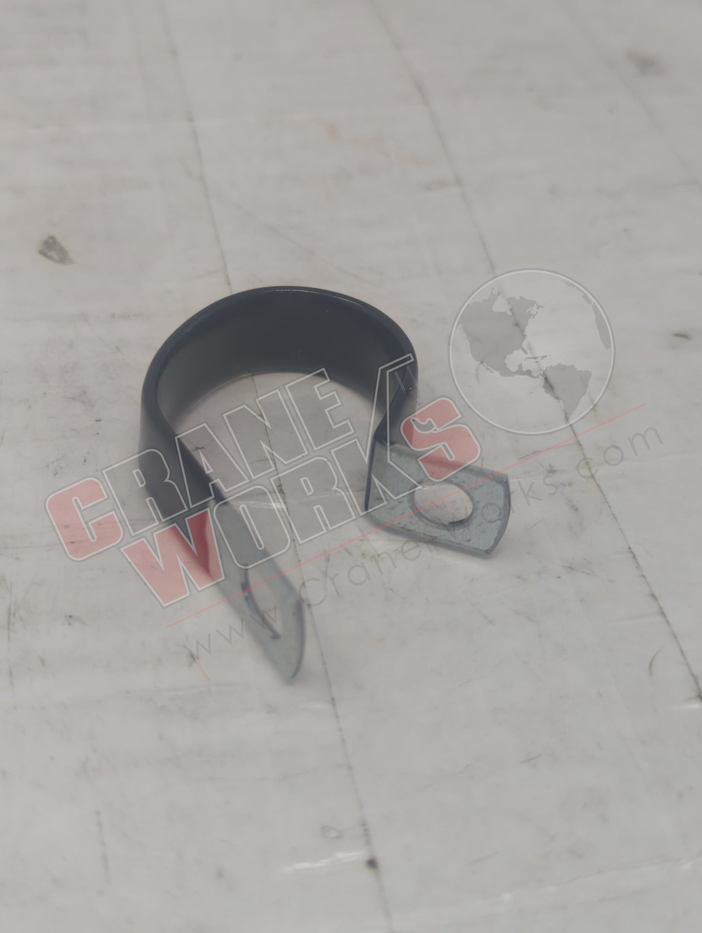 32606 | New 1" Bundle Diam, 1/4" Hole, Steel Clamp (1/4X1)