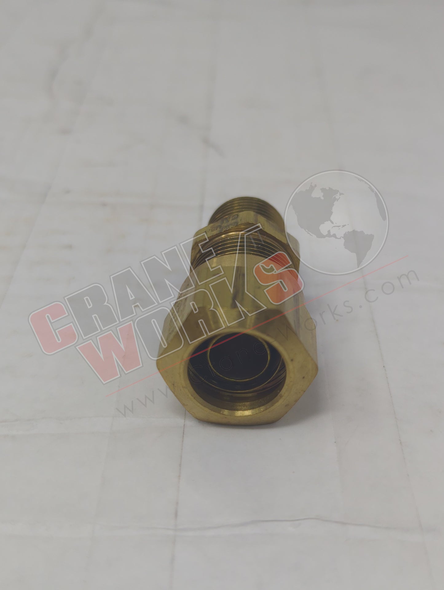 C99895 | New 5/8 Tube X 3/8 Mpt (68Nta-10-06)