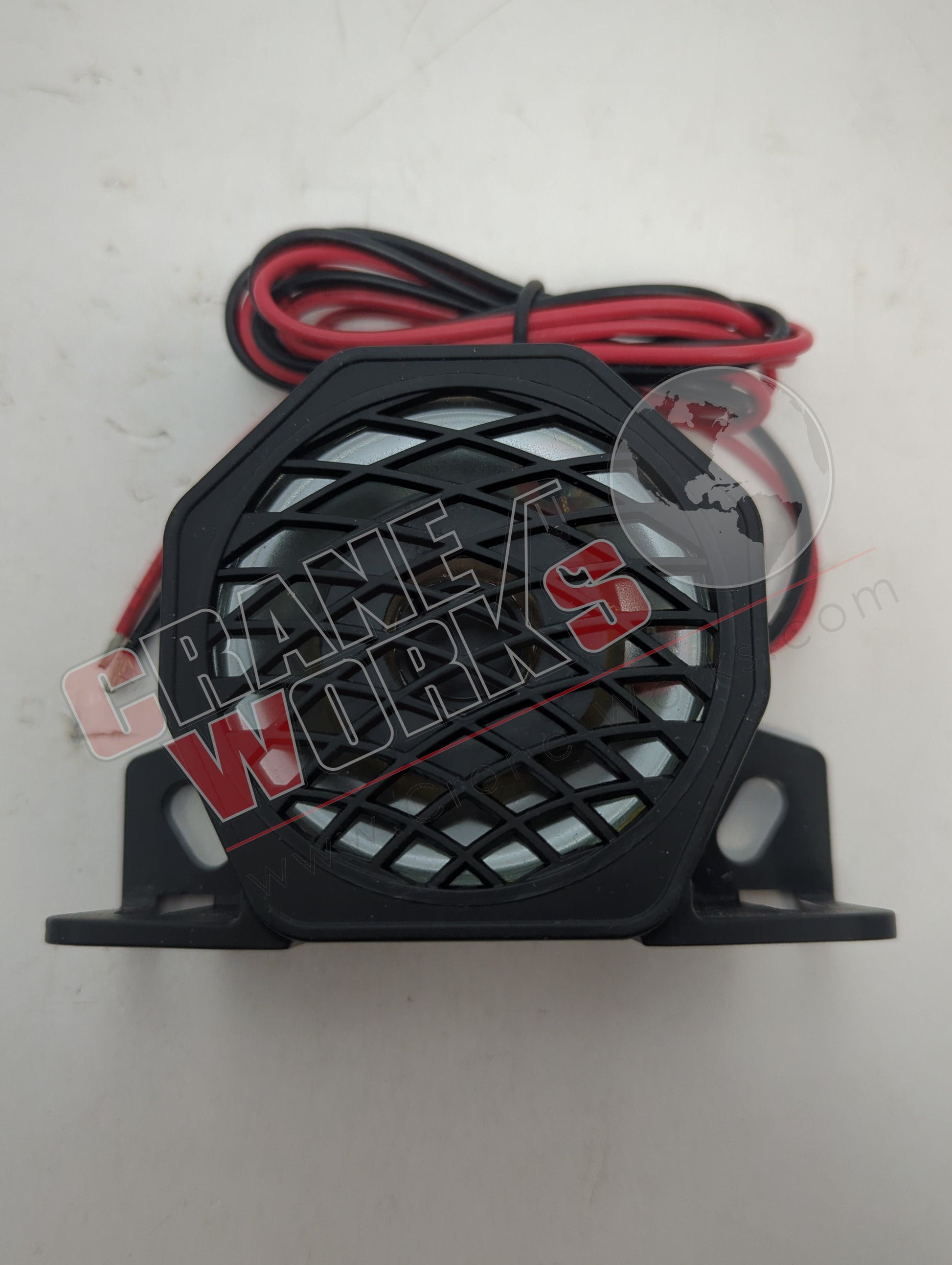 Picture of EA5200, a  New 97 Db Multi-Freq Warning Alarm, angle 2.
