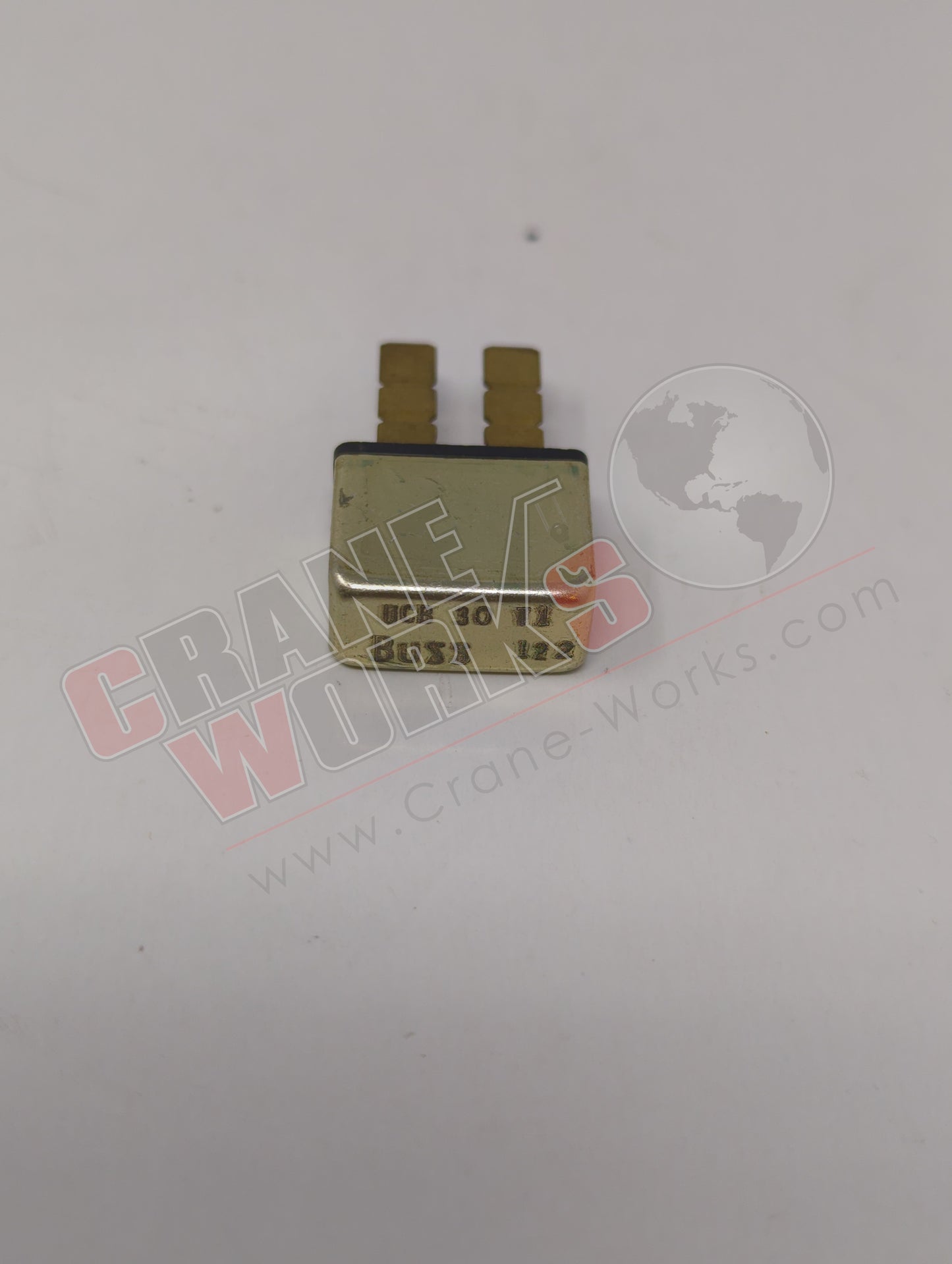 782-3124 | New 30 Amp Circuit Breaker