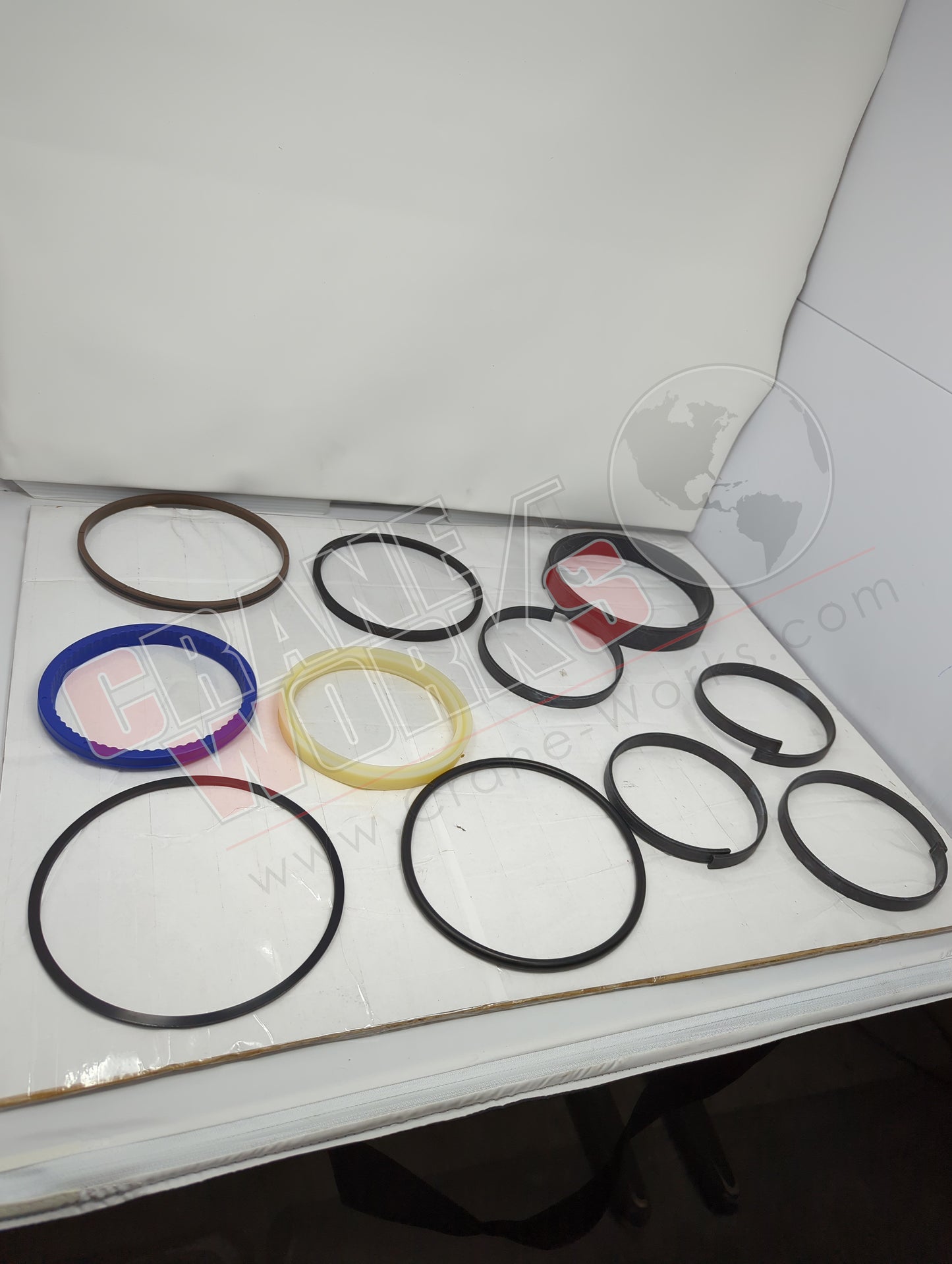 4900148.501 | New Seal Kit Hoist Cyl (Th)