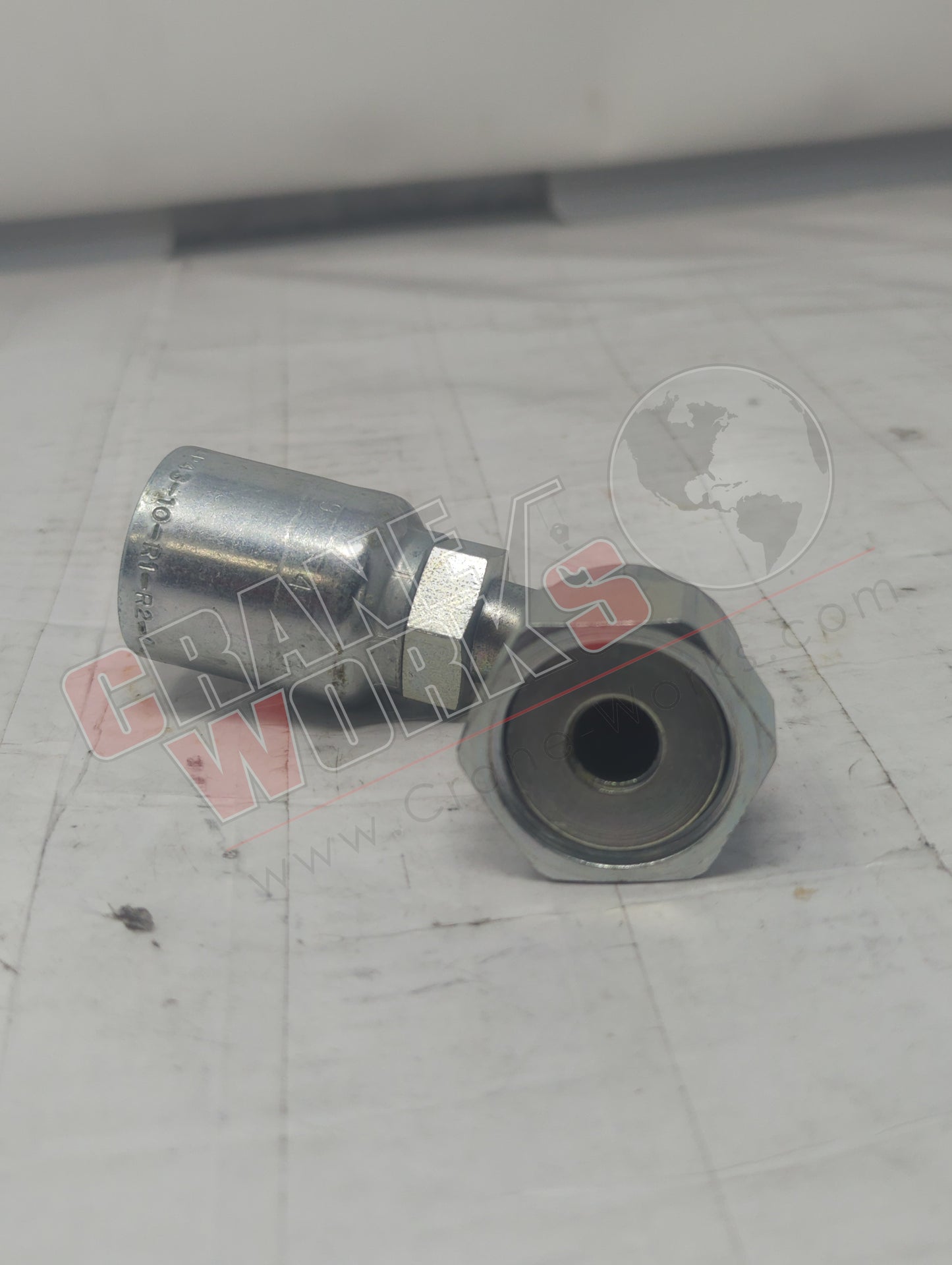 1J943-12-10 | New -10X-12 Orfs Swv 90El Short