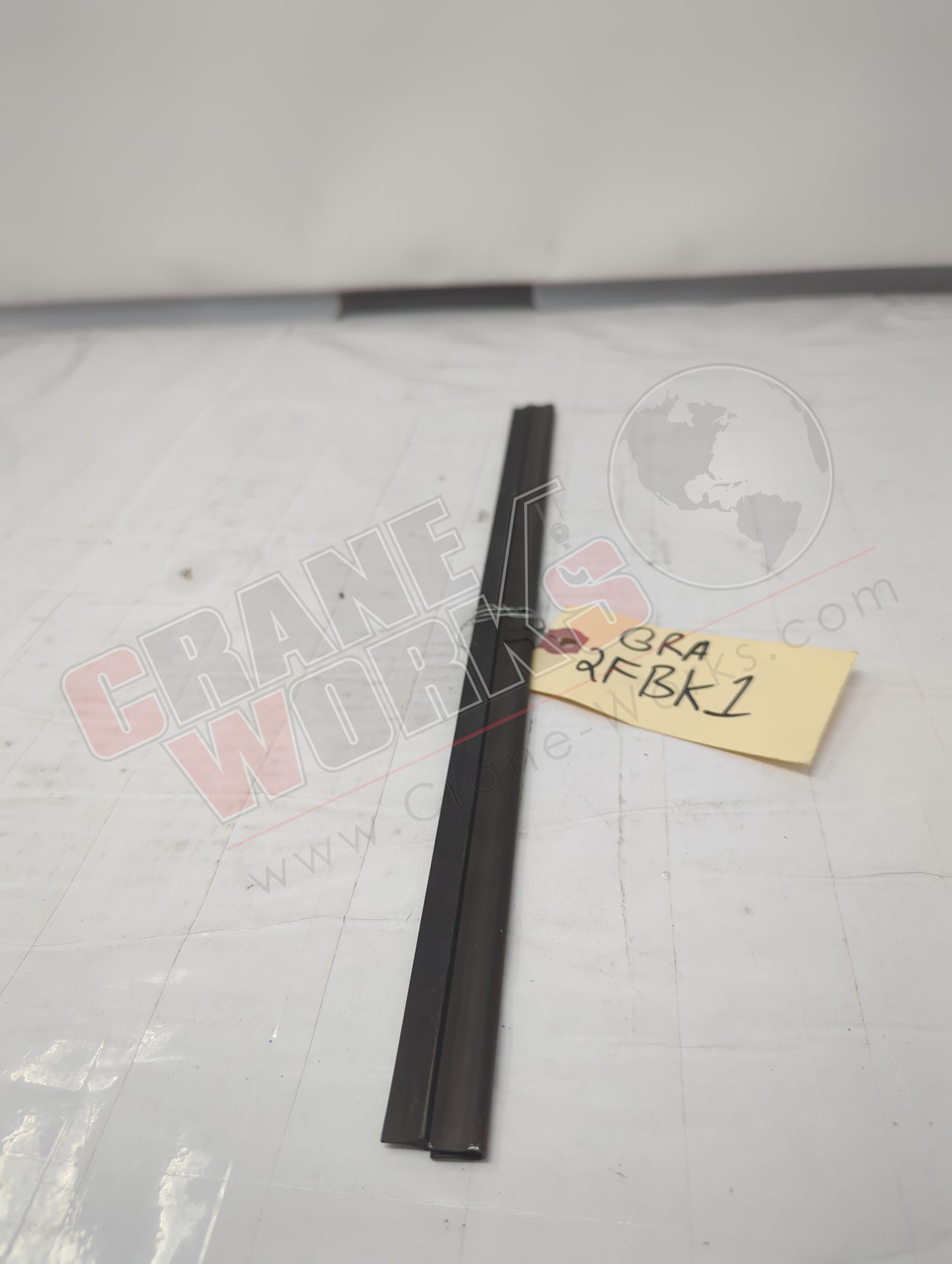 2FBK1 | New 14" Wiper Blade Hd