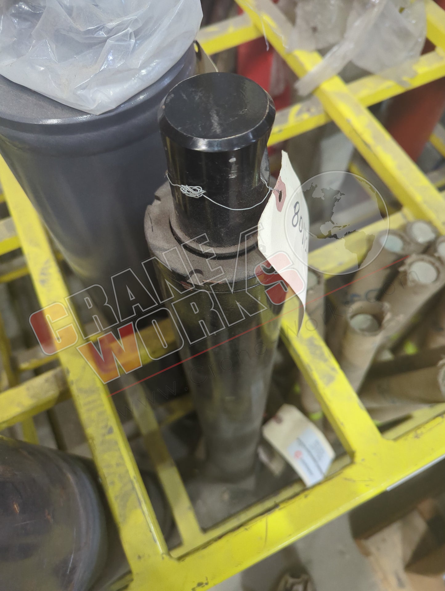 80112975 | New Outrigger Cylinder