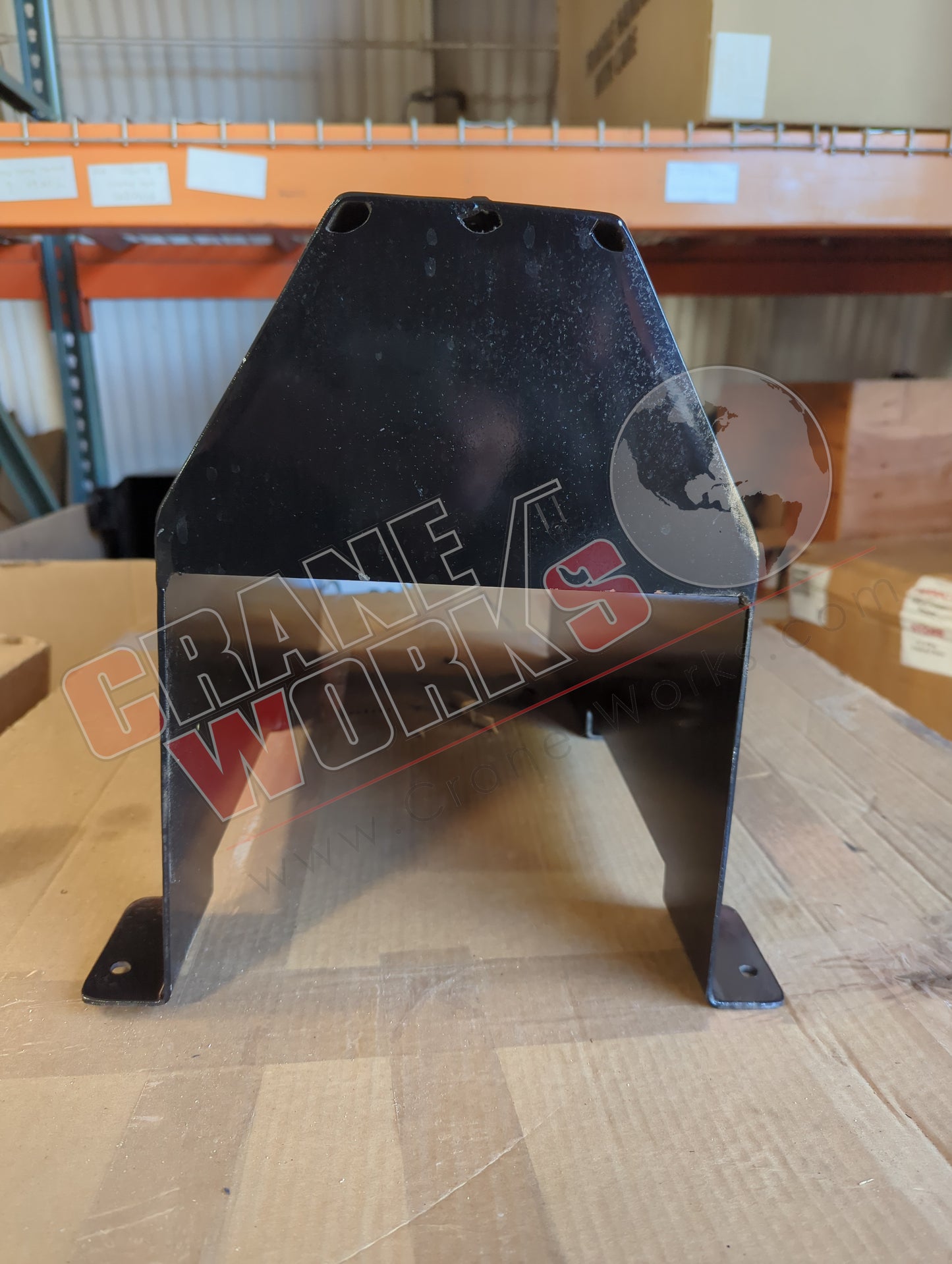CRW  032-89 | New Wheel Chock Holder