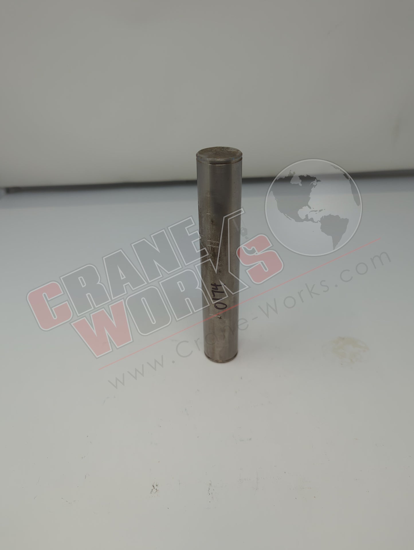 311.445.0174 | New Pin, Scissor