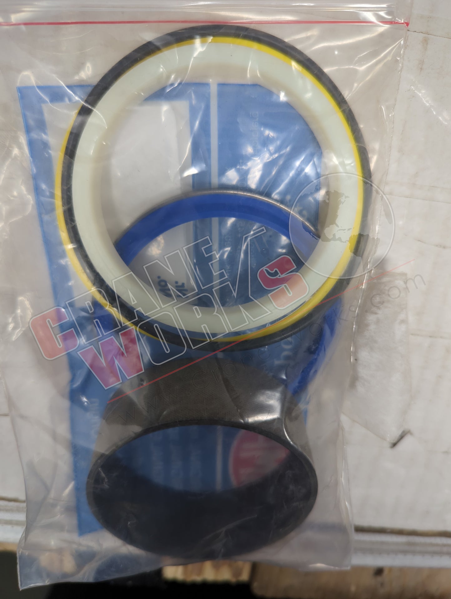 6893960 | New Seal Kit, Gland