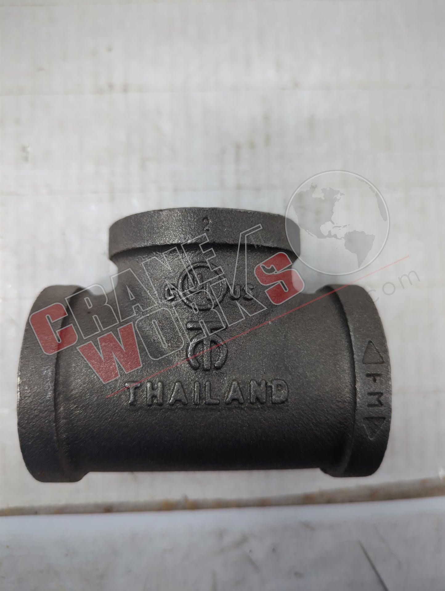 MT112F | New 1-1/2" Black Pipe Tee