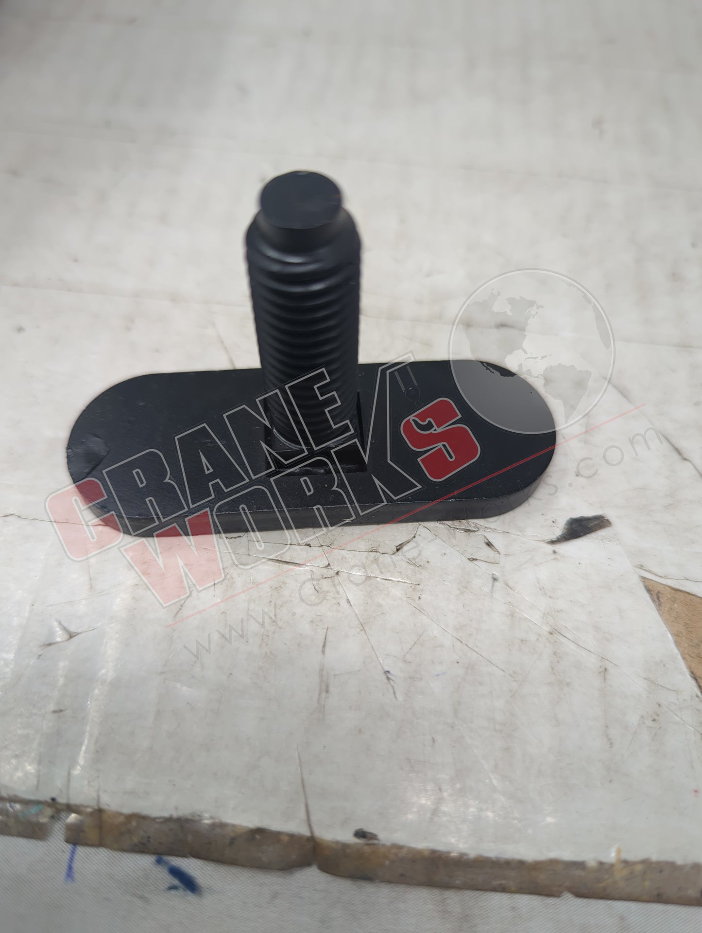 483070092 | New Fork Tine Lock