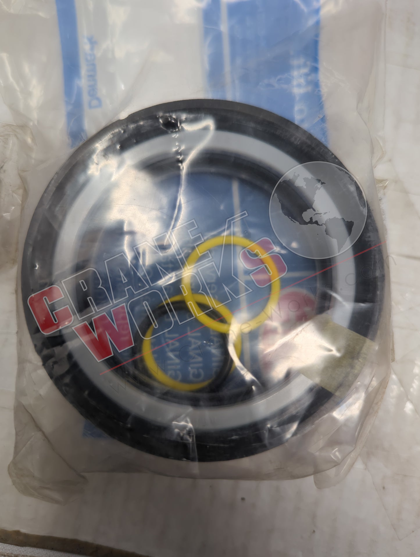 6893970 | New Seal Kit, Piston