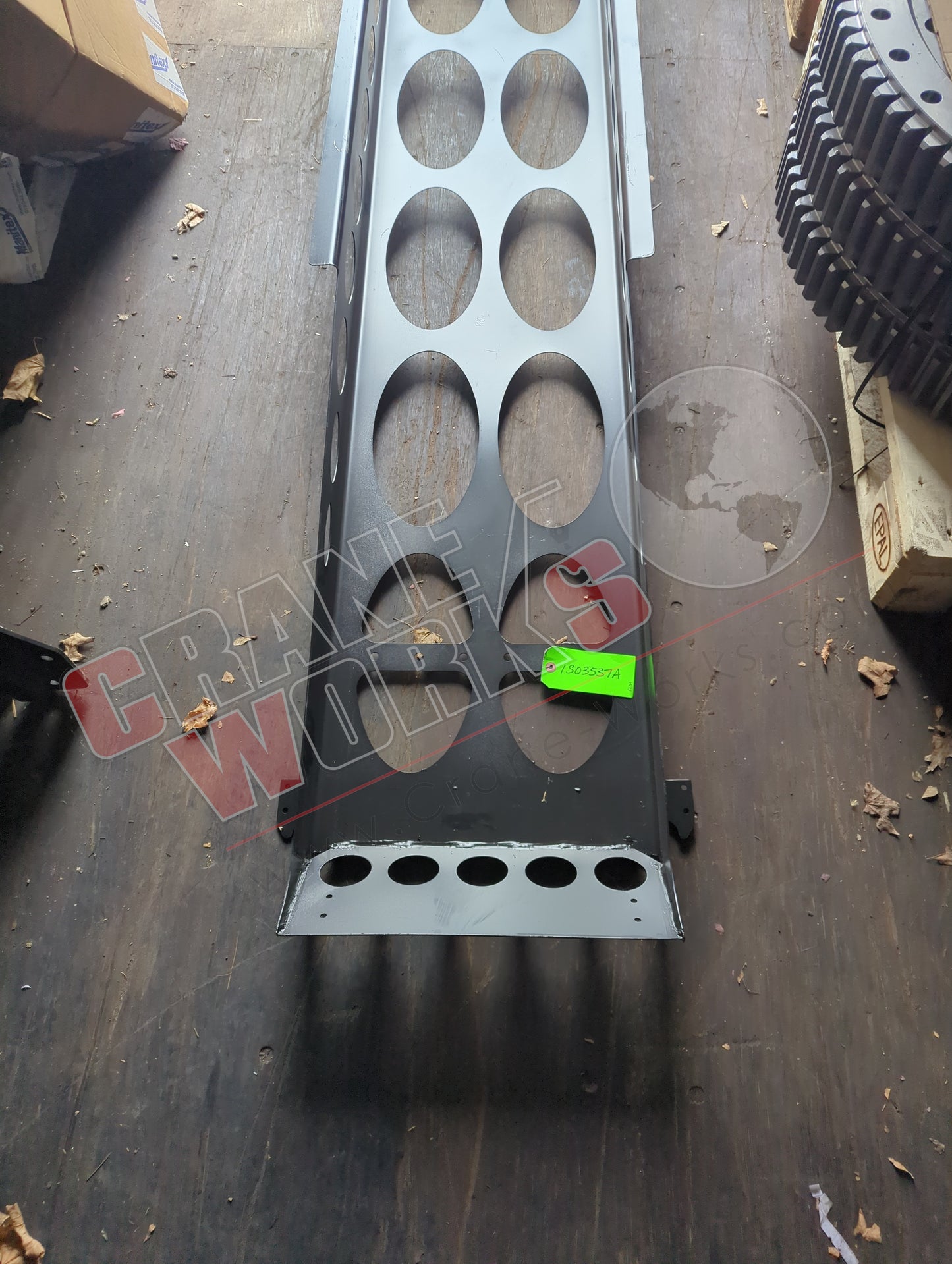 1S03537A | New Hose Carrier Tray (Sn 10003 & Up)