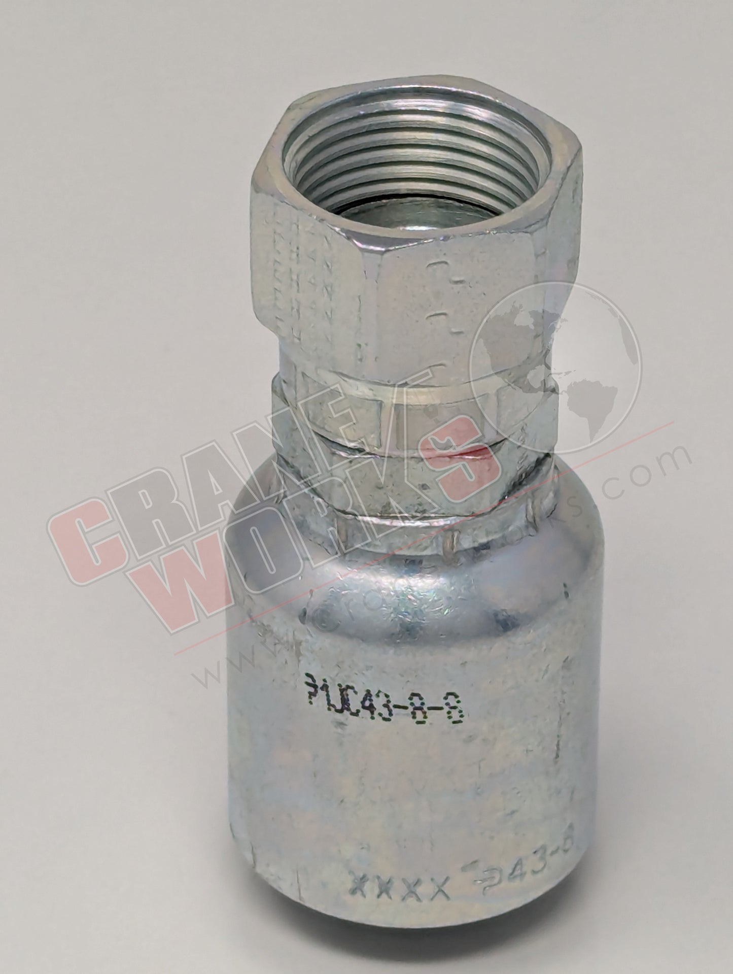 KP80004 | New 1/2"Tub X 1/2"Hos, Fem Seal-Lok Swvl (1Jc43-08-08)
