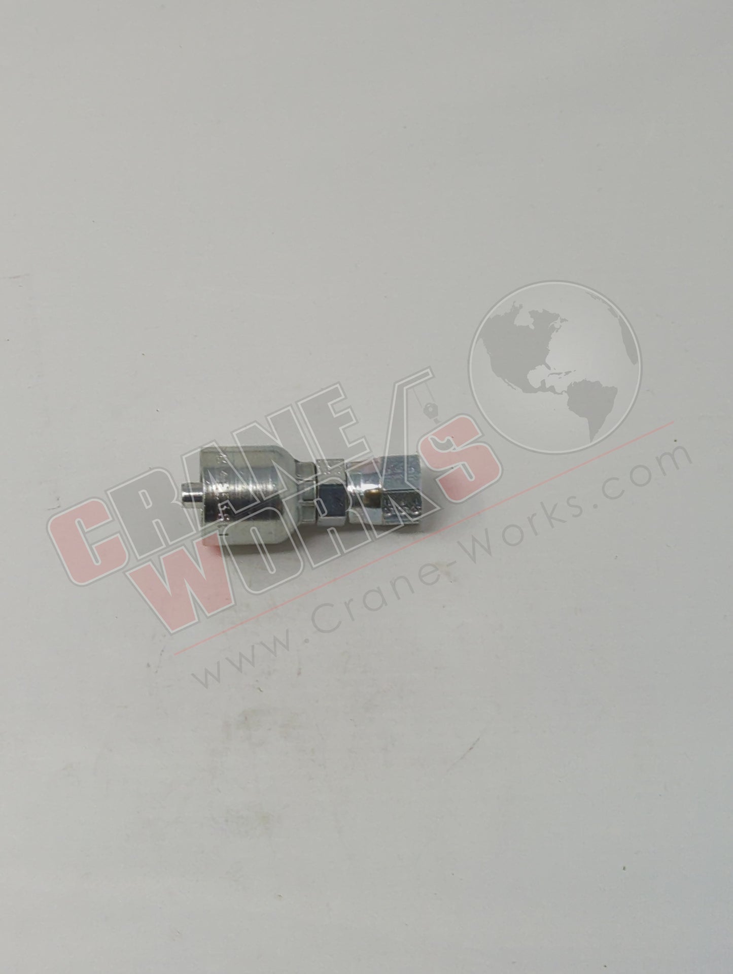 KP81301 | New Parkrimp: Female Swivel 5/16 X 1/4 (10643-5-4)