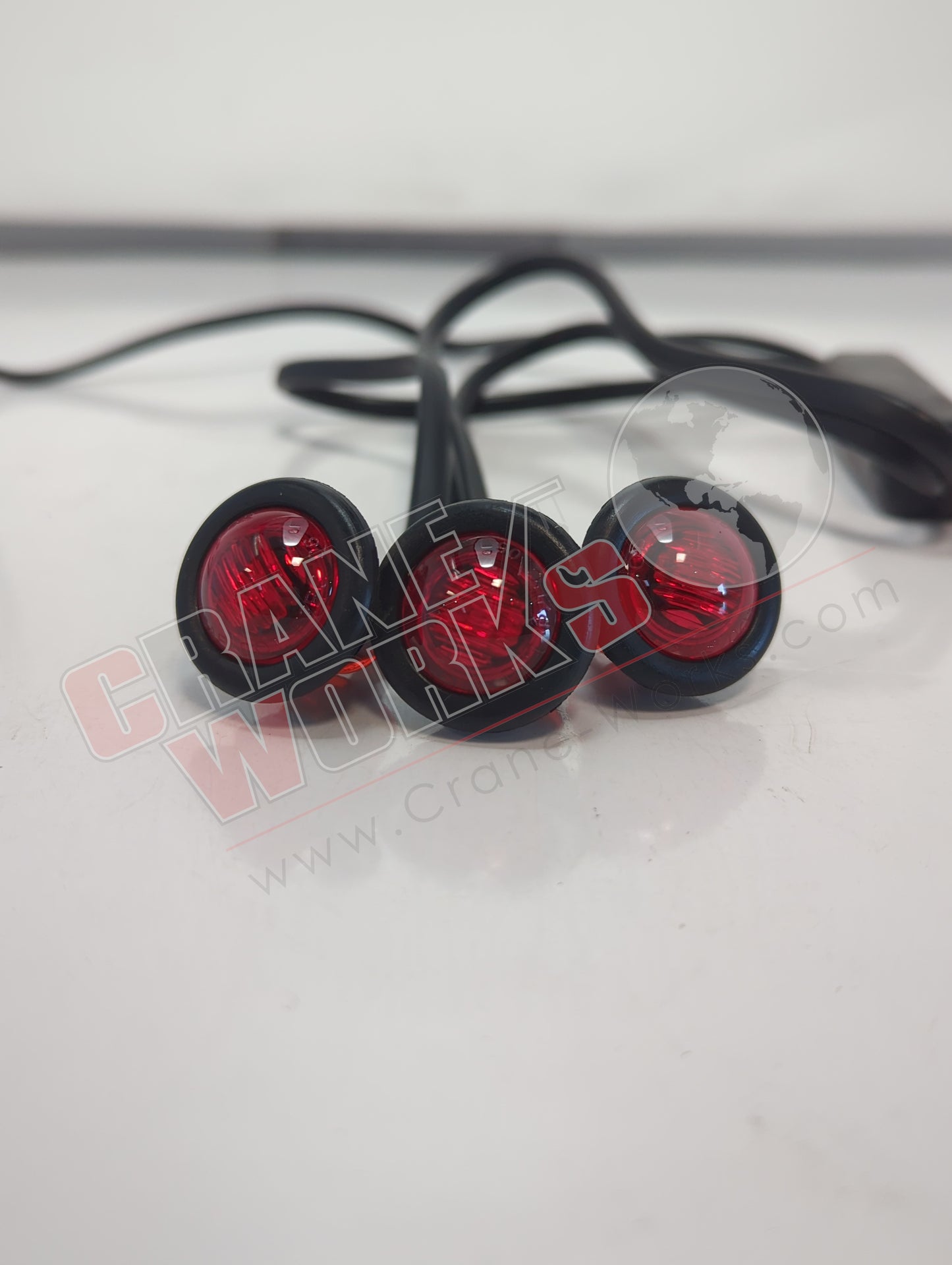 5627533 | New 3/4" Id Light,3-Unit,9 Led Red