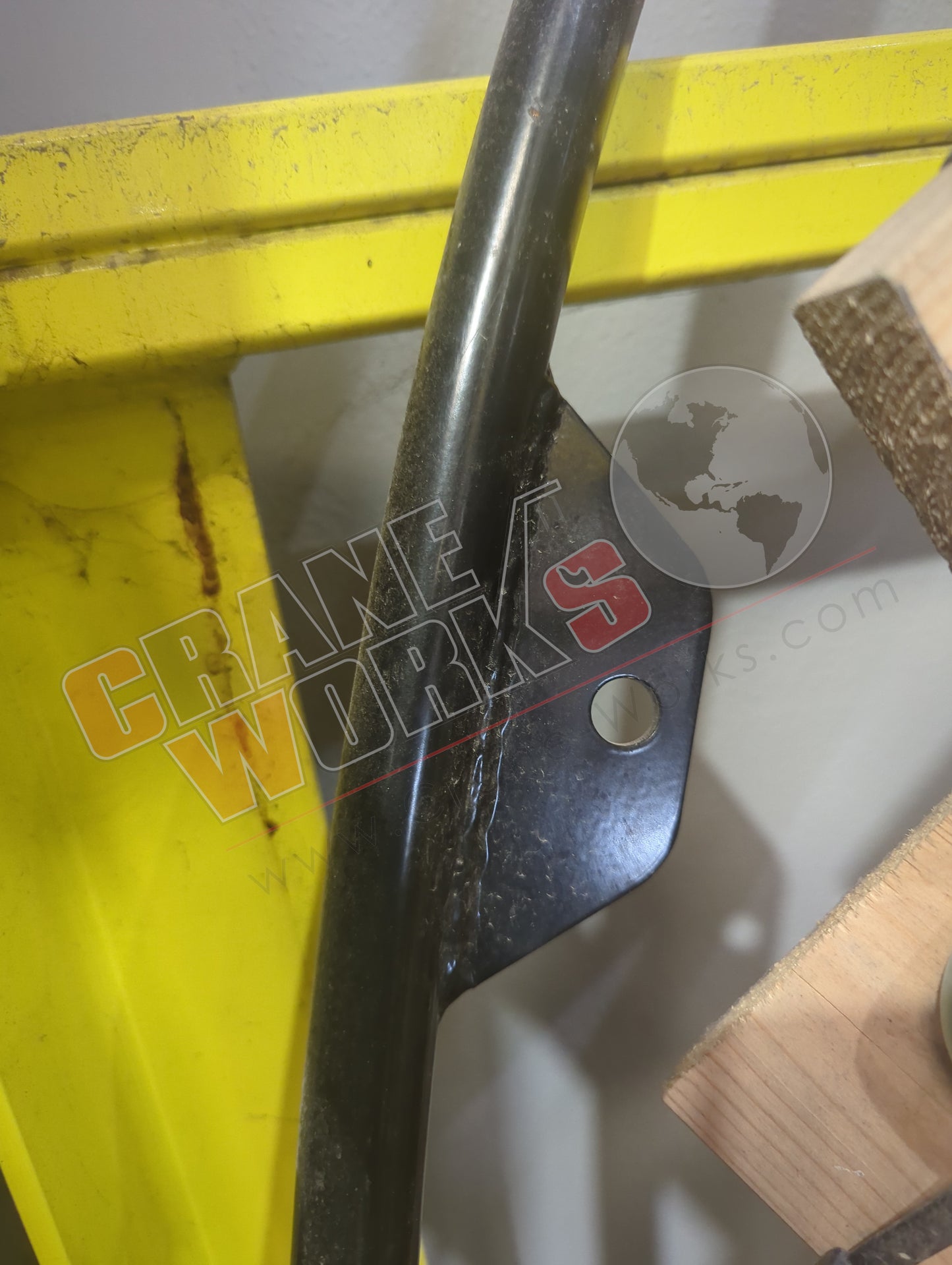 6609627 | New Cab Handrail Long Curved Tube