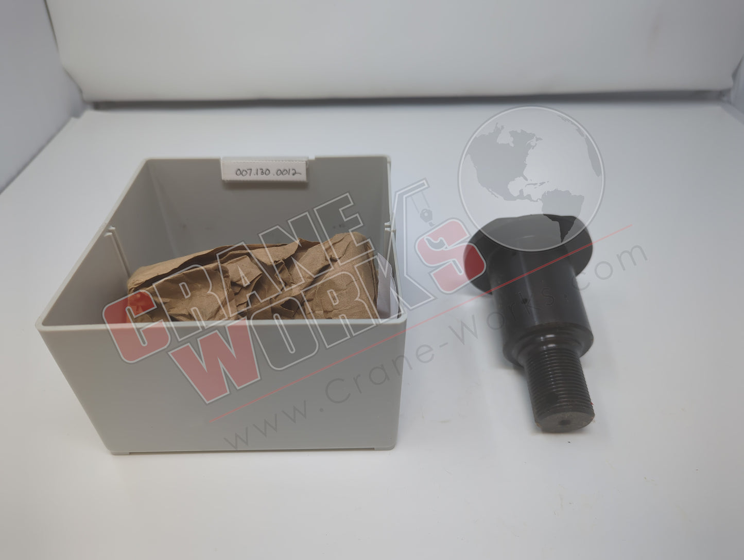 007.130.0012 | New Pin, Scissor