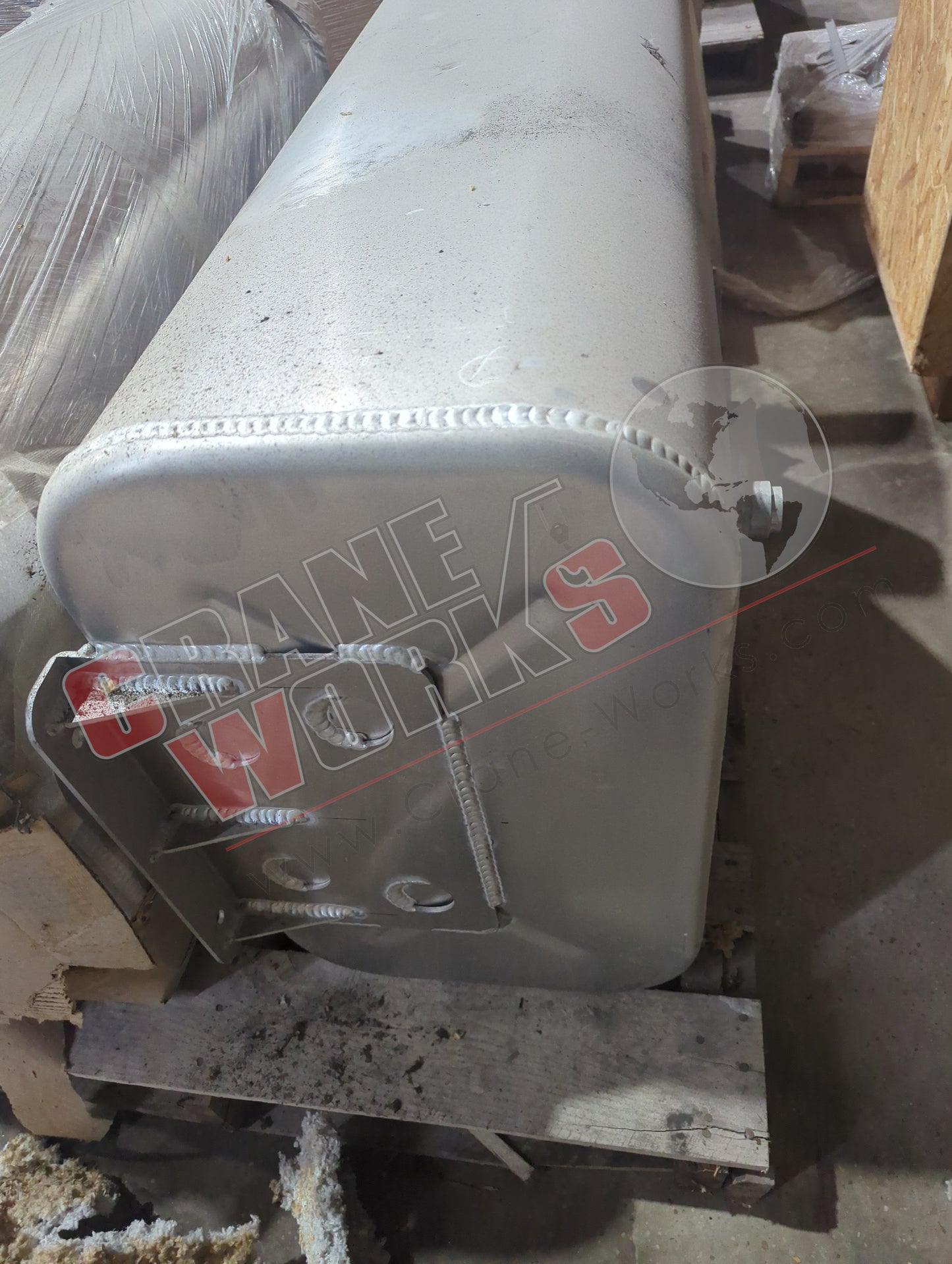 AT-CM-2001 | New 62 Gal Tank W/ Mount Brks