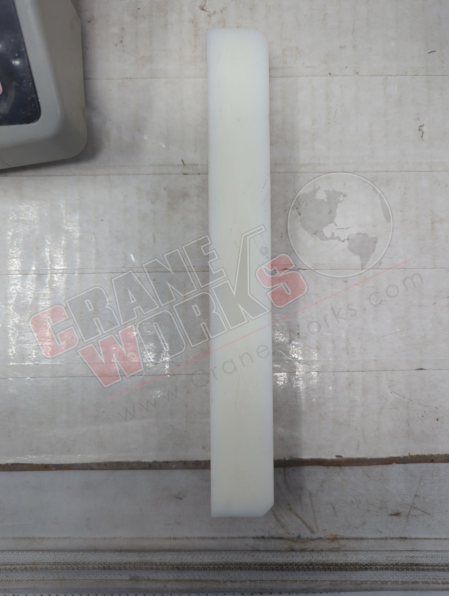 06060945 | New Slide Pad