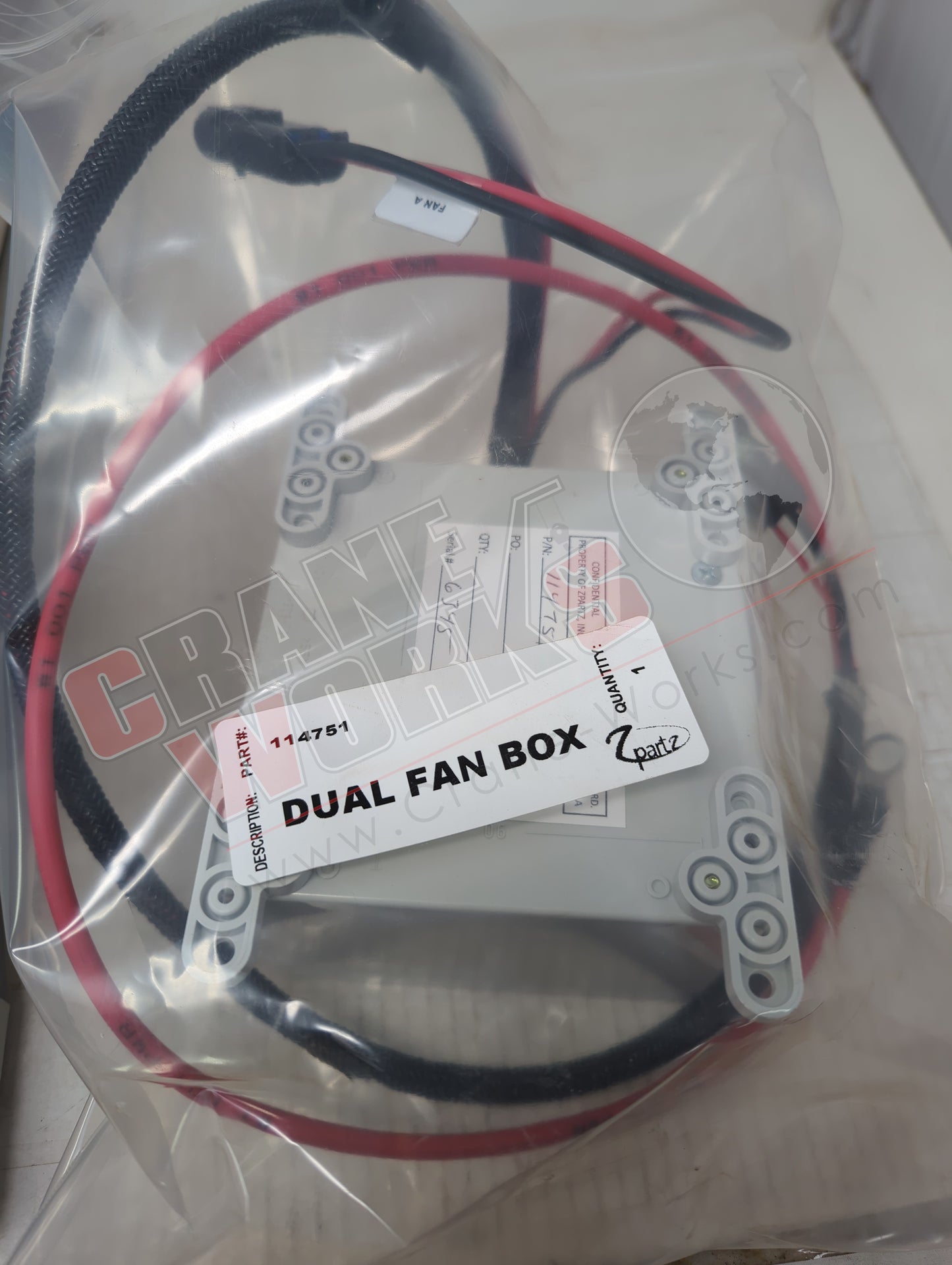114751 | New Dual Fan / 30 Amp Power Box Adapter