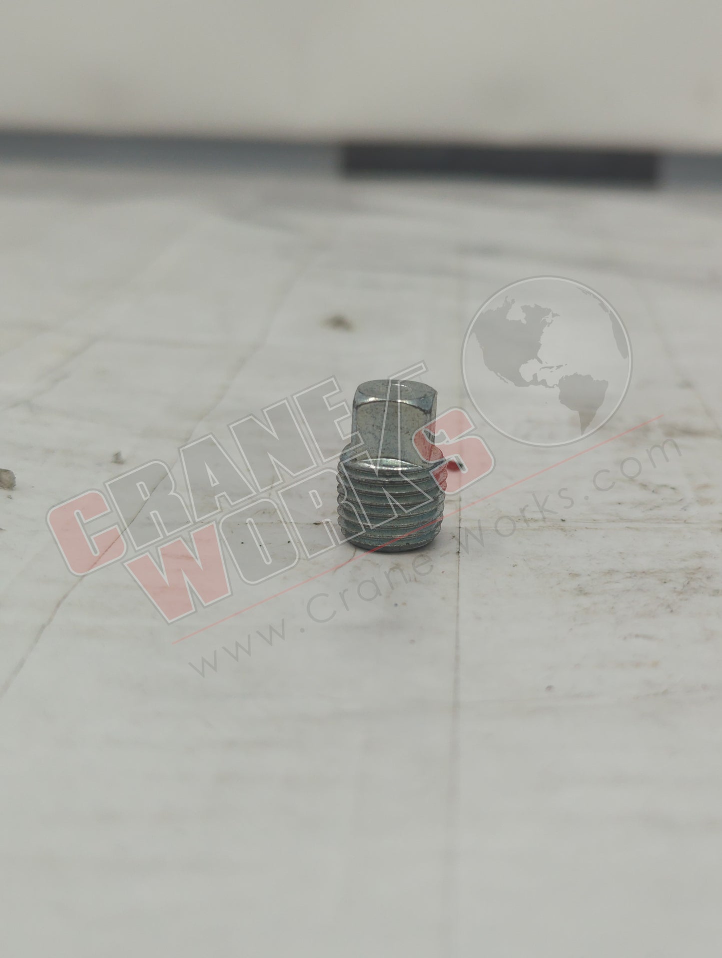 13371 | New 3/8 Pipe Plug" (Shp038)