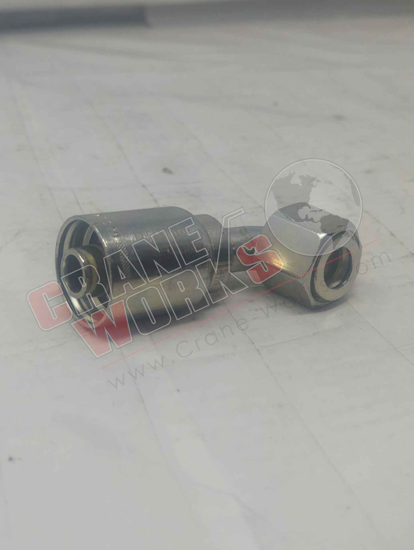 KP80030 | New 5/8 Tube X 5/8 Hose, 90Dg.Seal-Lok Elbo