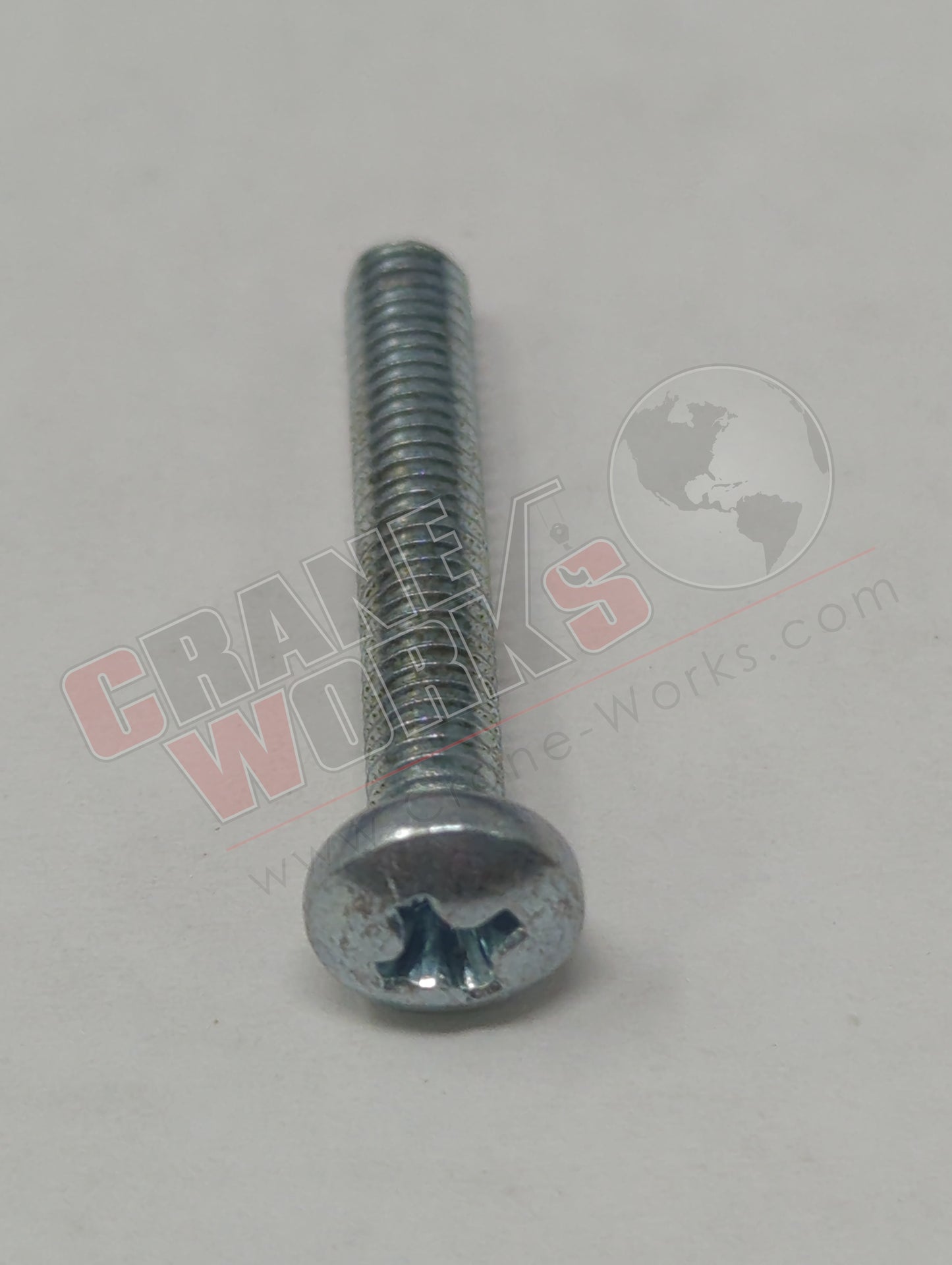 43605 | New Met Ph Pn Hd Mach Scr M4X0.7X25Mm (69979)