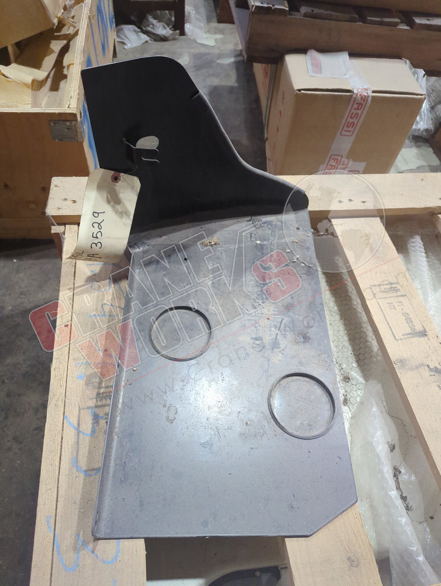 HA3529 | New Housing Top