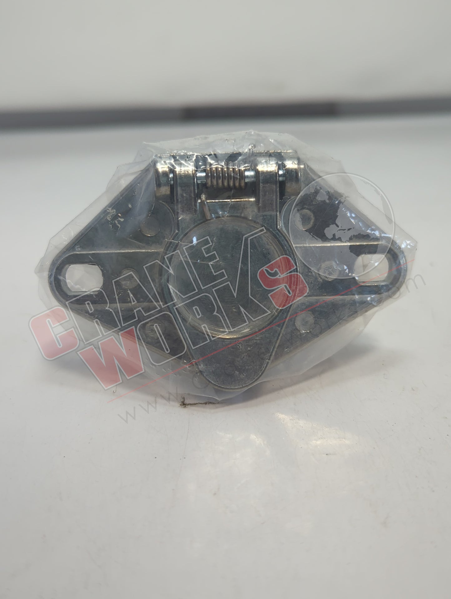 TC1006 | New 6 Way Fm Trailer Socket