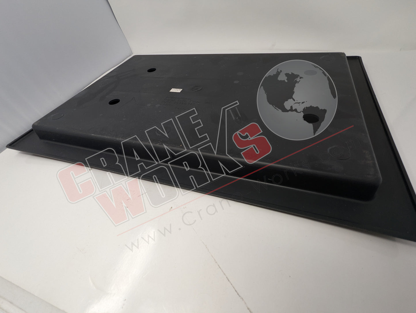 3546634C2 | New Seat Floor Mat Trim Panel