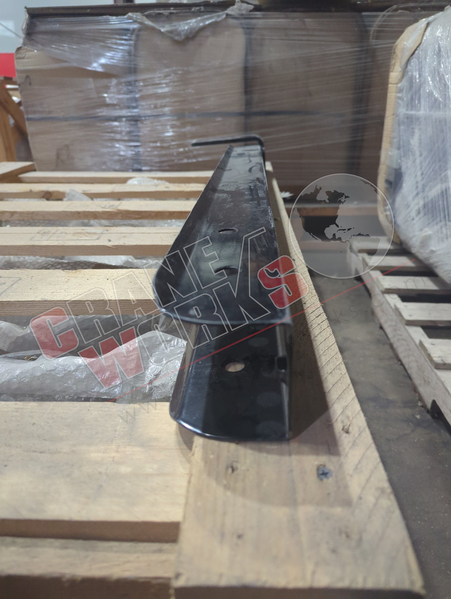 3743578 | New Hose Bridge