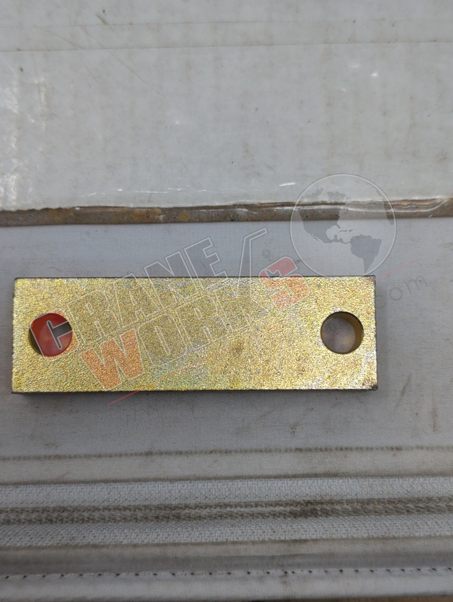 L63715 | New Plate/Cushion Twin Top