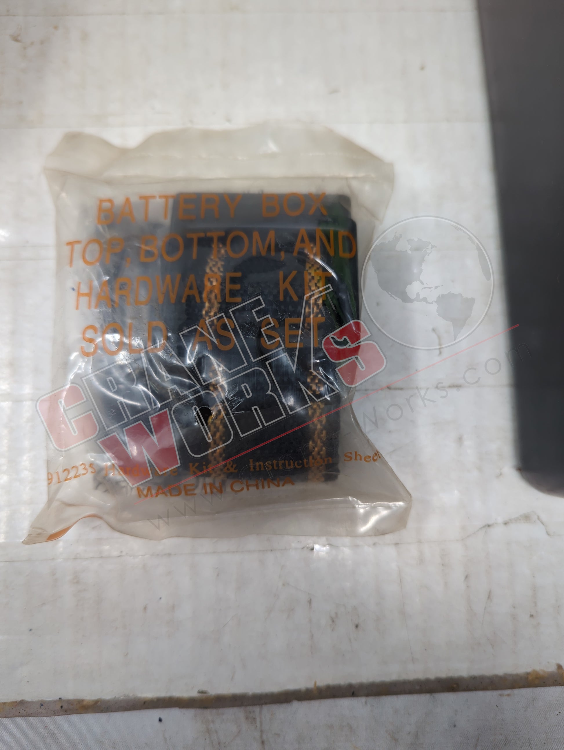 Picture of 9065-1, a  New Battery Box, angle 2.