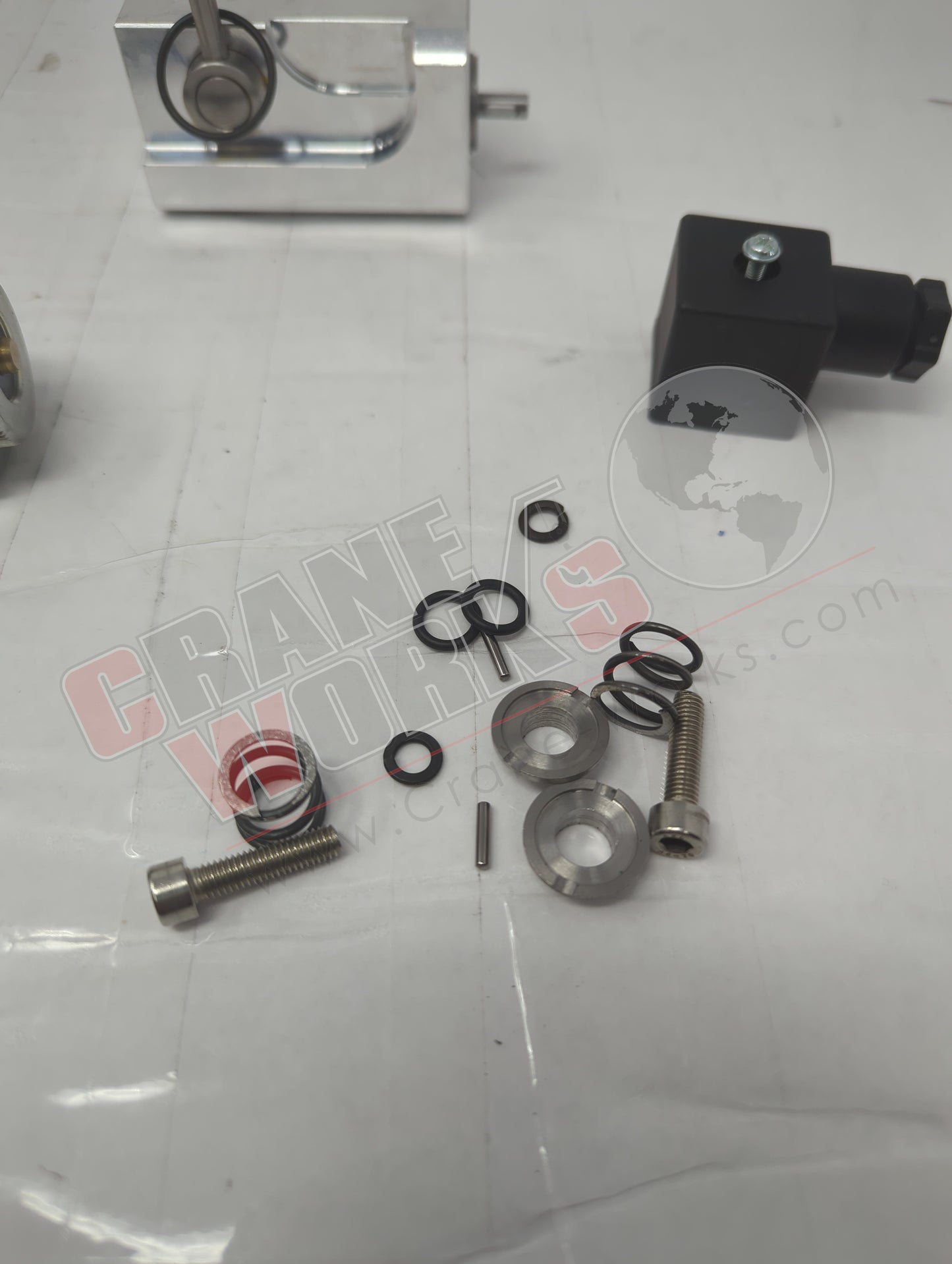 R23100114 | New Push/Pull Magnet