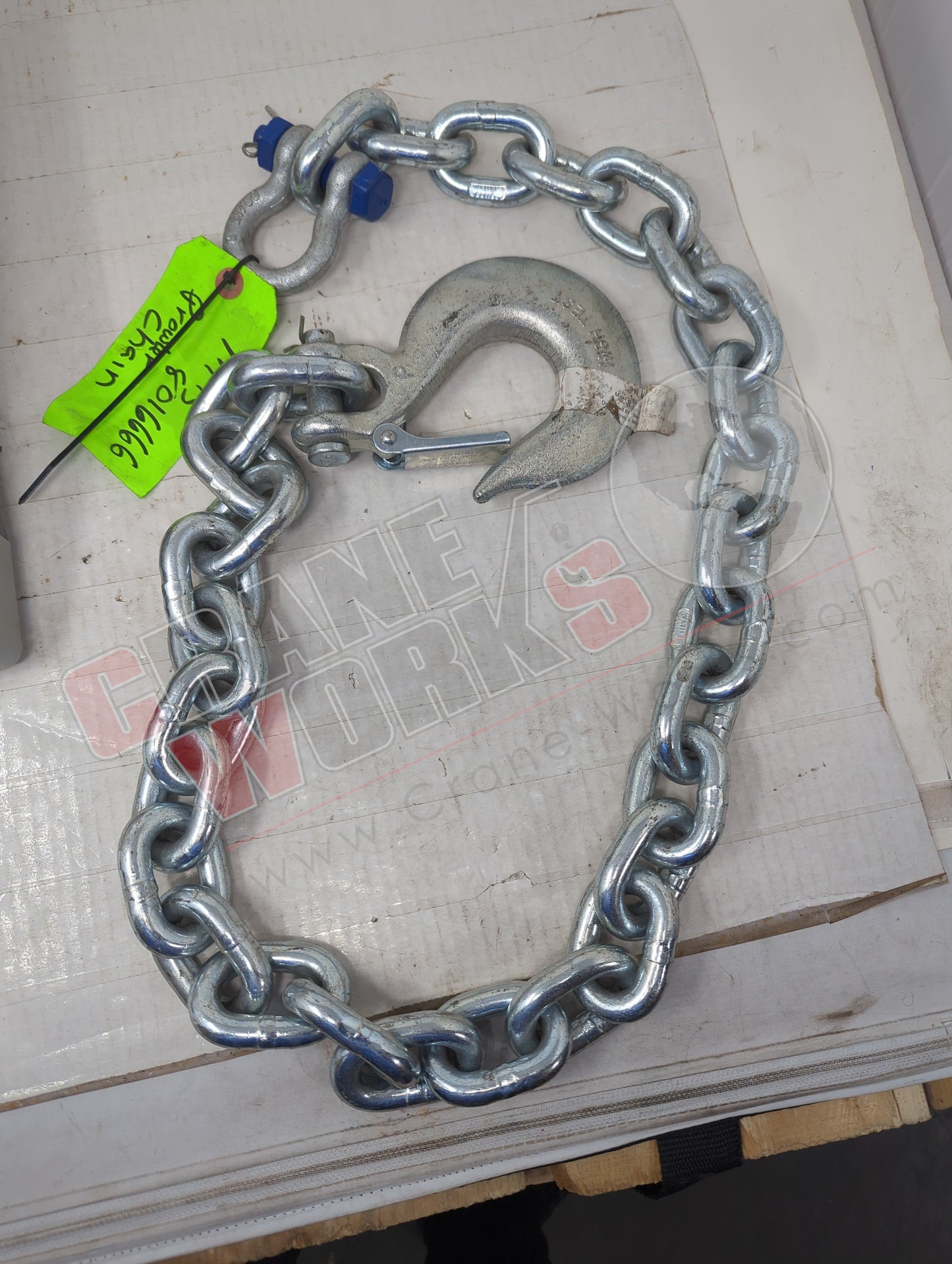 465601000 | New Support