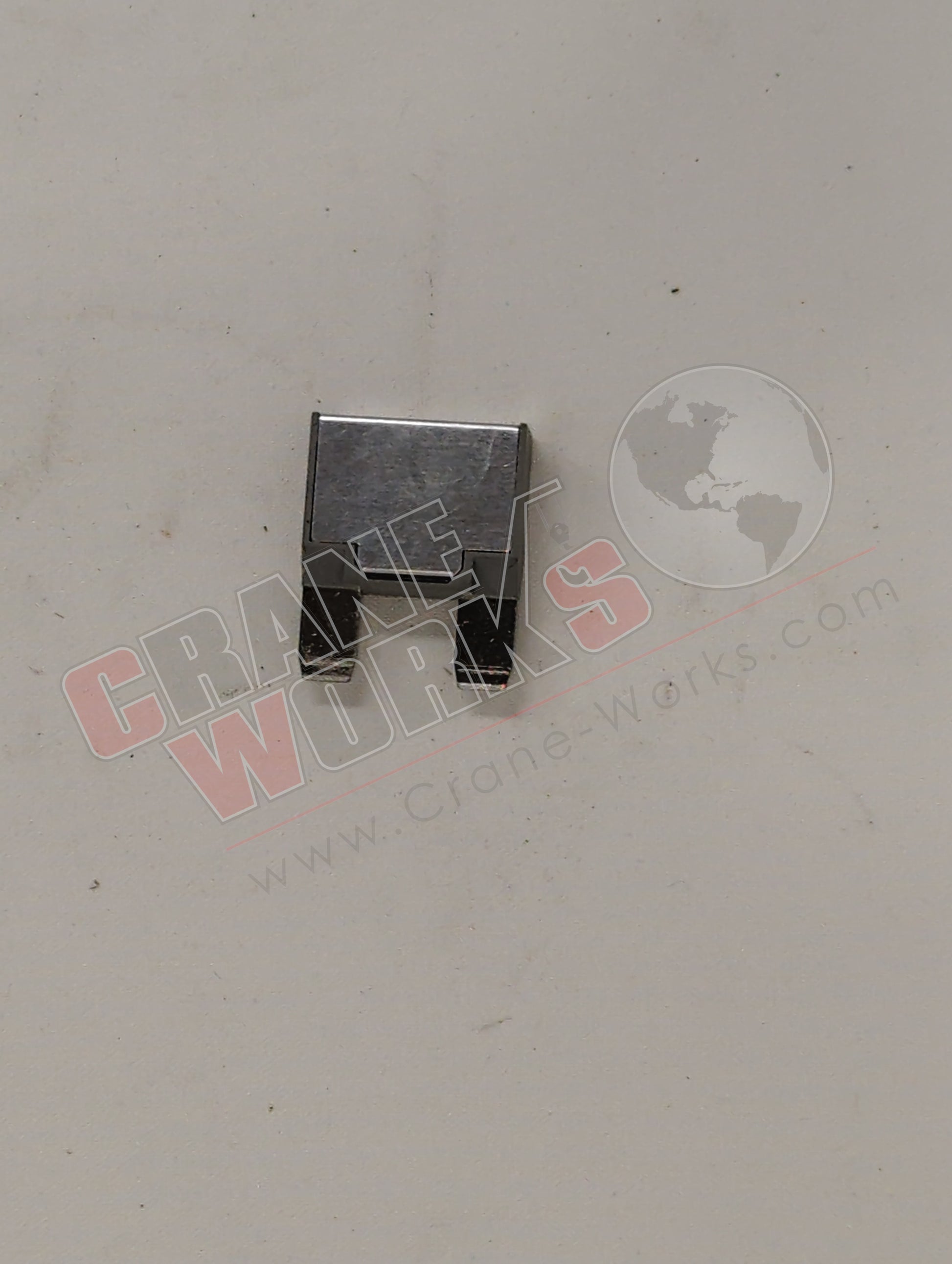 Picture of 577.1915A, a  New Circuit Breaker Maxi 15A, angle 2.