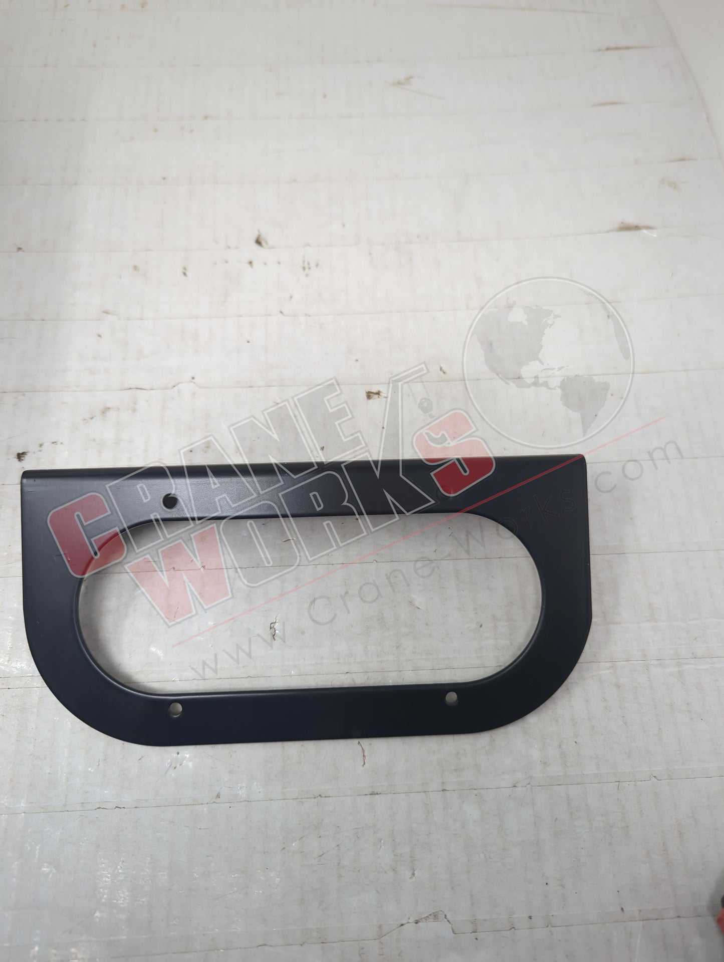 421-09 | New Bracket For Oval Strobes