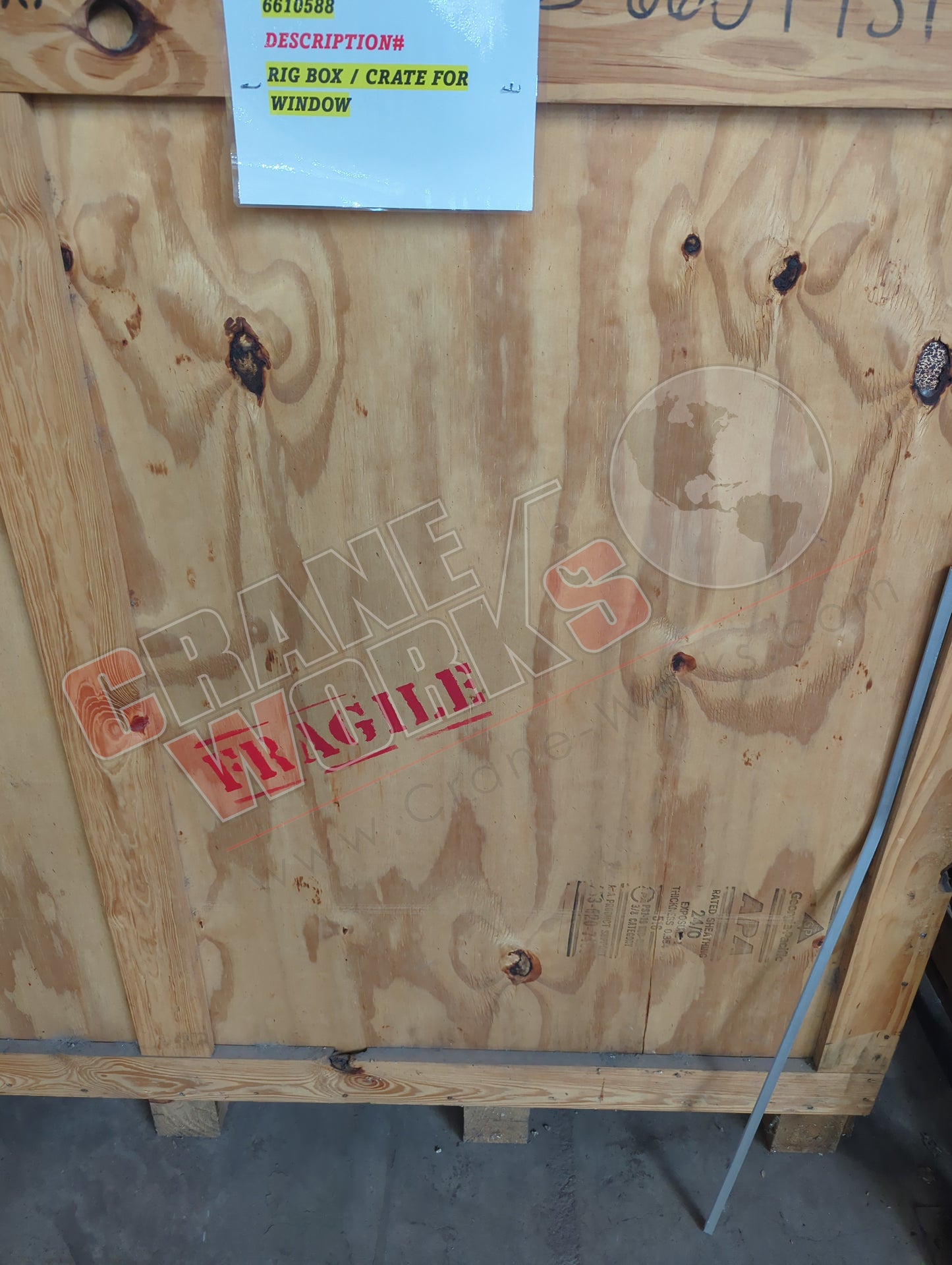 6610588 | New Rig Box / Crate For Window