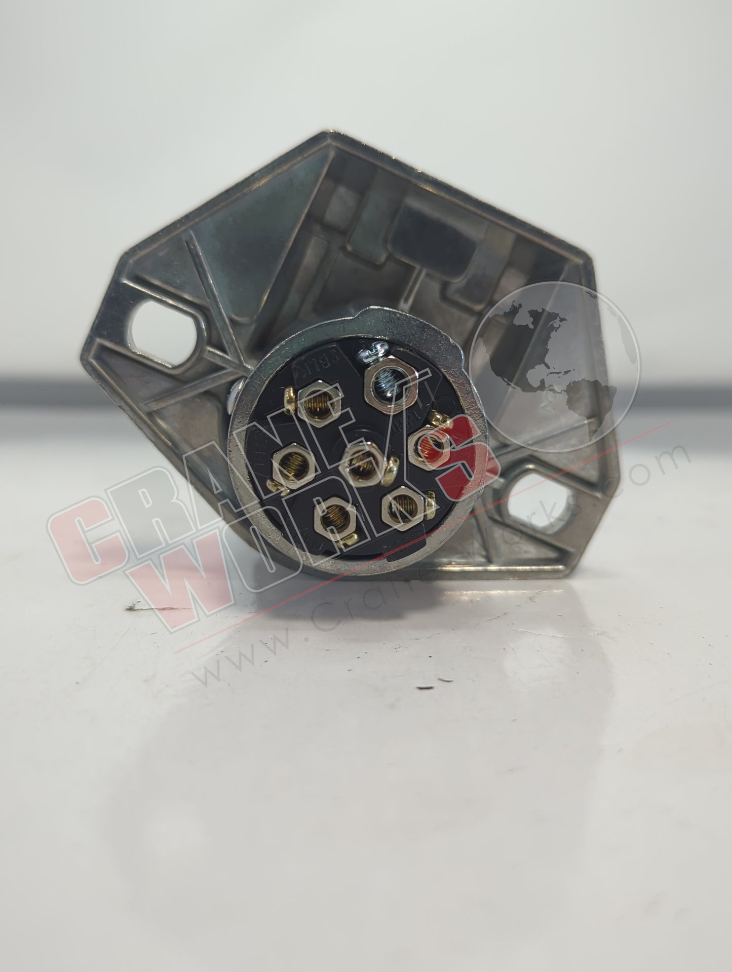 TC1007 | New Receptacle, 7 Way