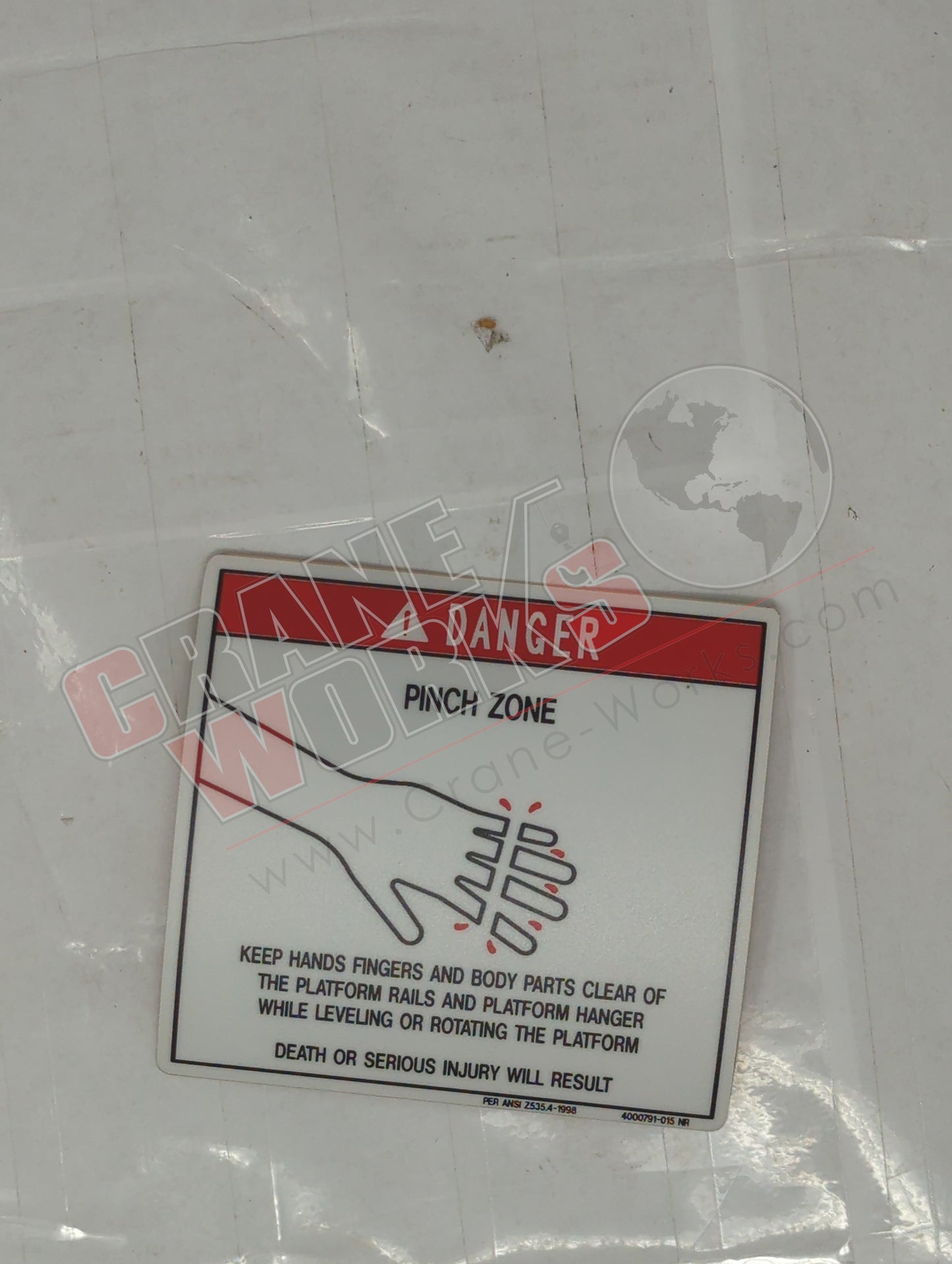 4000791.015 | New Danger Pinch Point Decal