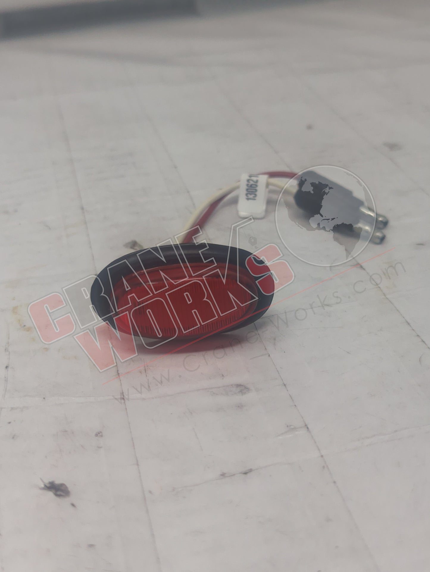 47962 | New Grote Oval Marker Lamp Red