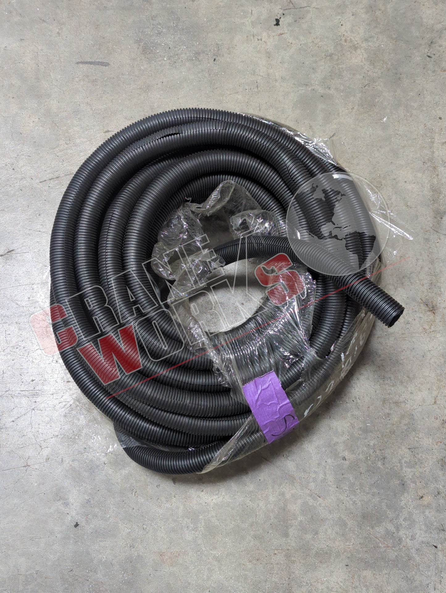 020116-7 | New Nylon Split Loom 1''