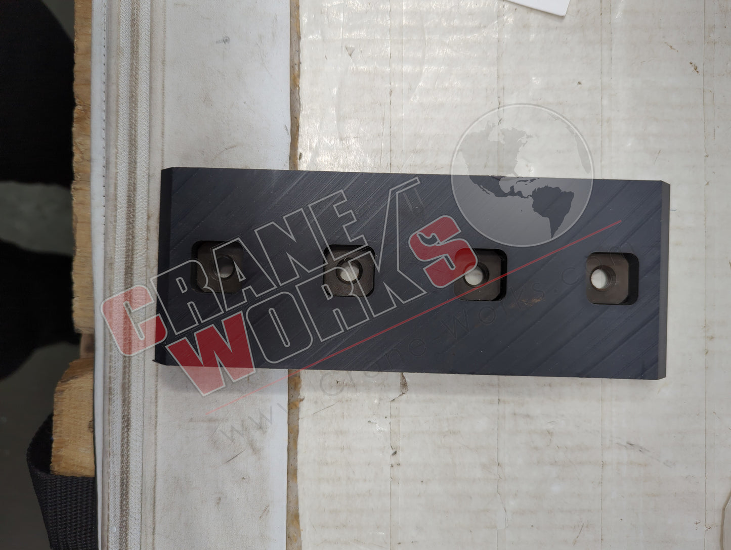 L66780 | New Pad/Slide 3" X 8"