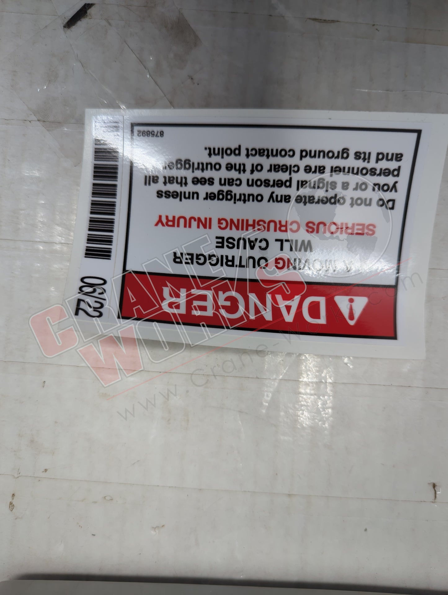 875892 | New Decal - Danger Outrigger