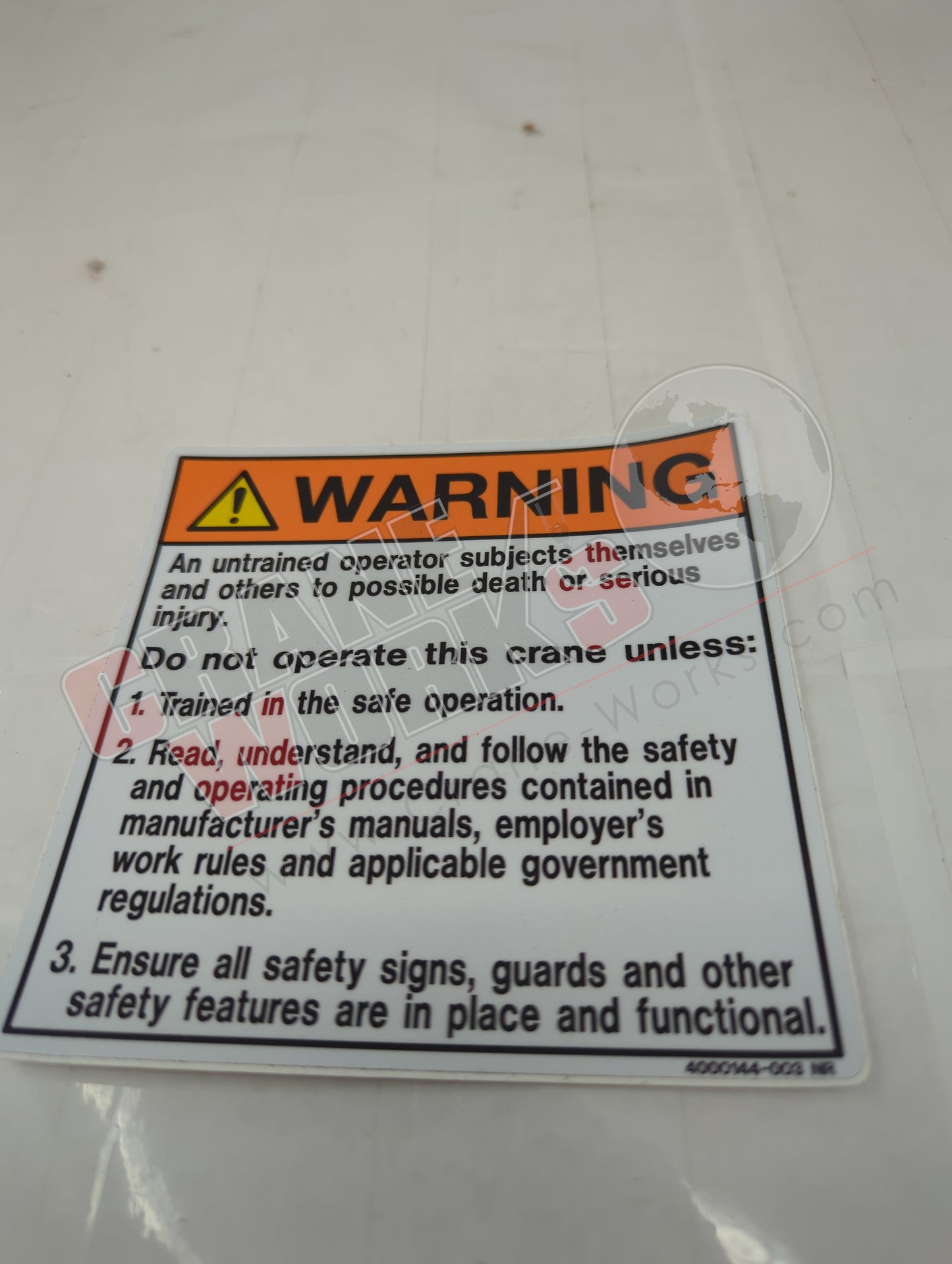 4000144.003 | New Decal, Warning Crane Operator Qualified