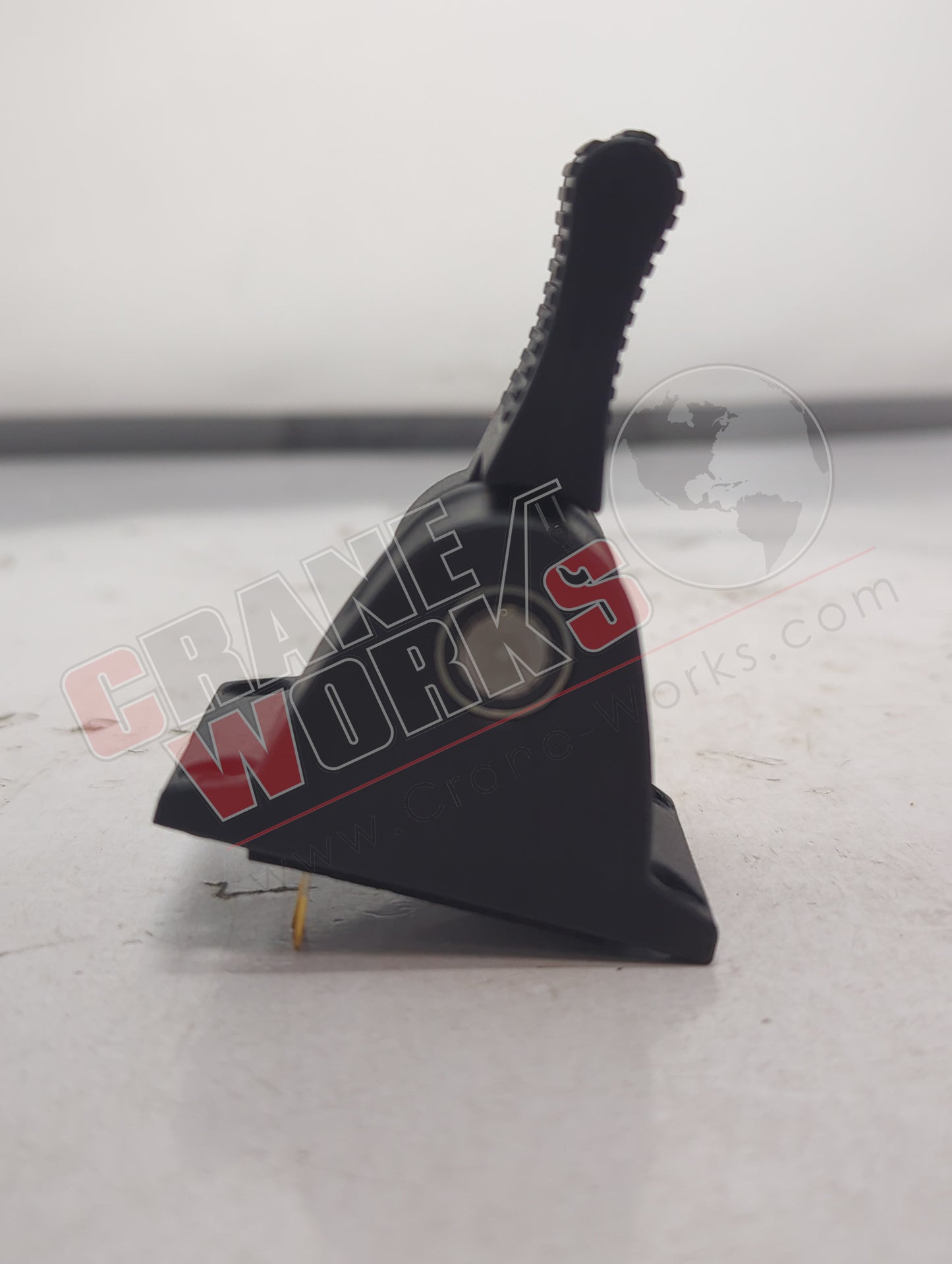 EEA9901-TO | New Linear Lever (4-Pole)