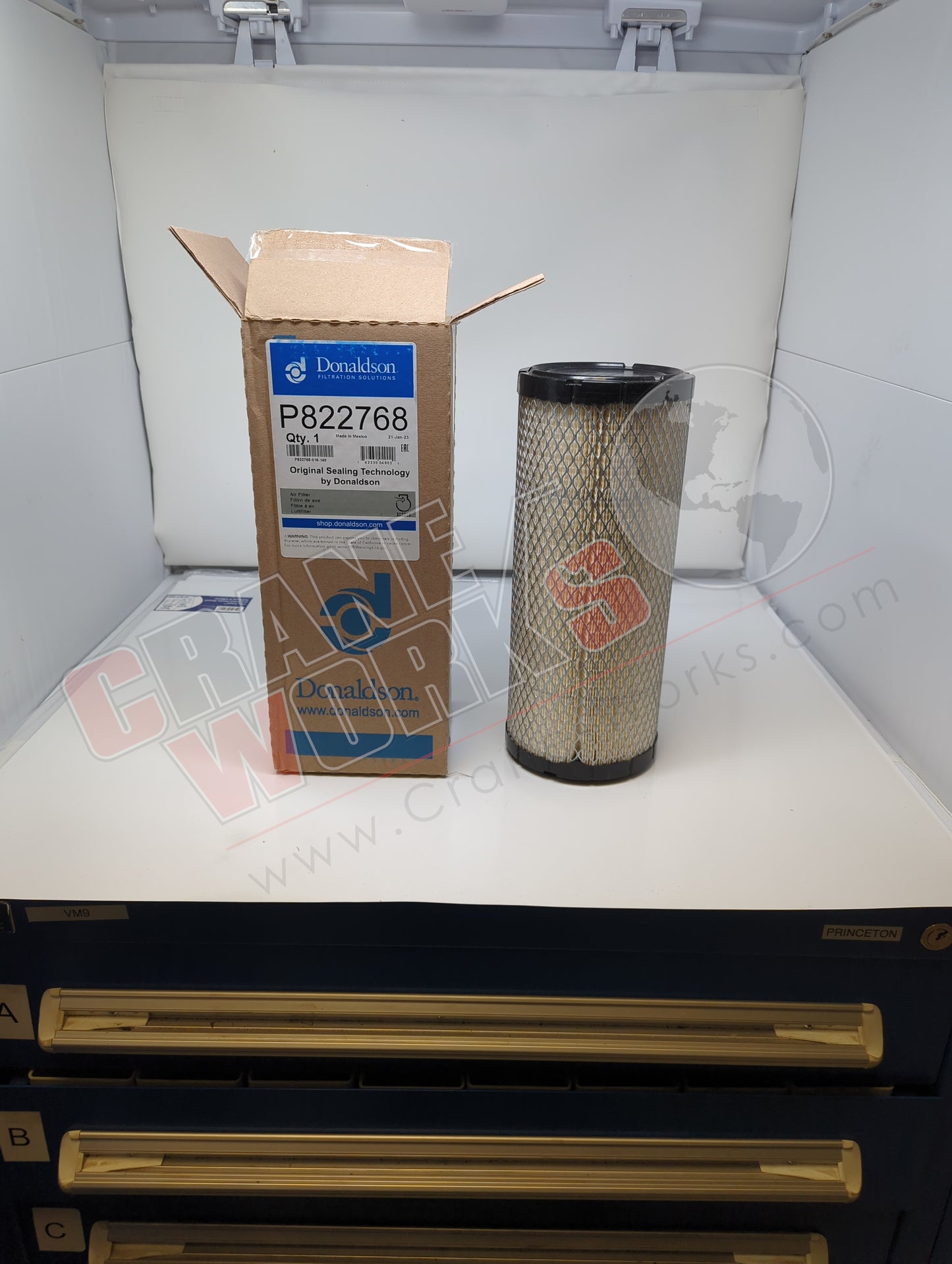 P822768 | New Air Filter