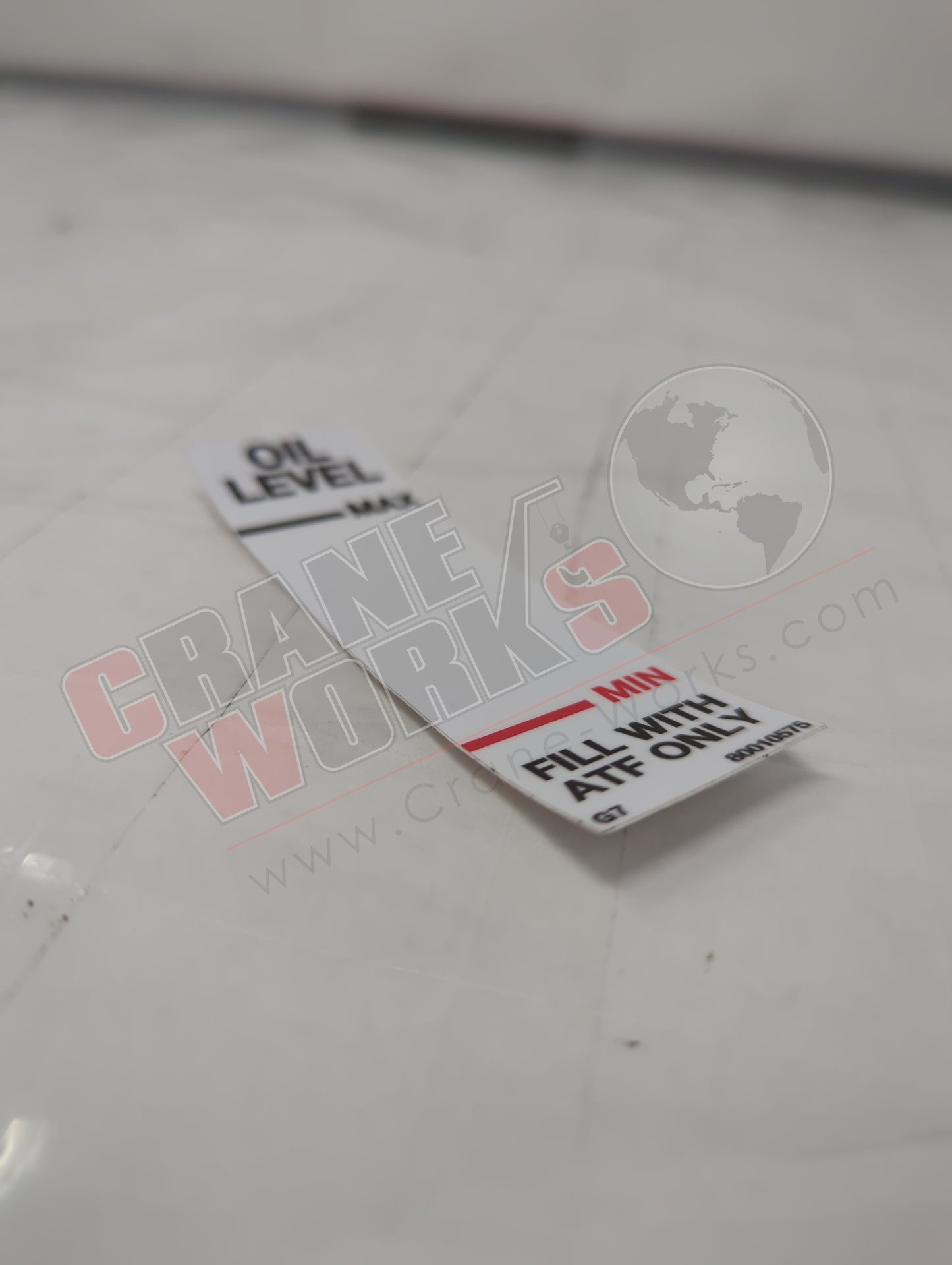 80010575 | New Decal - Oil Level